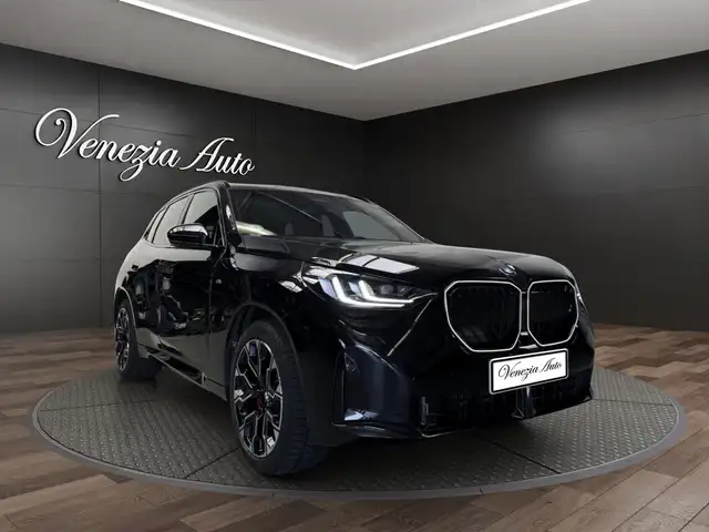 BMW X3 view 12