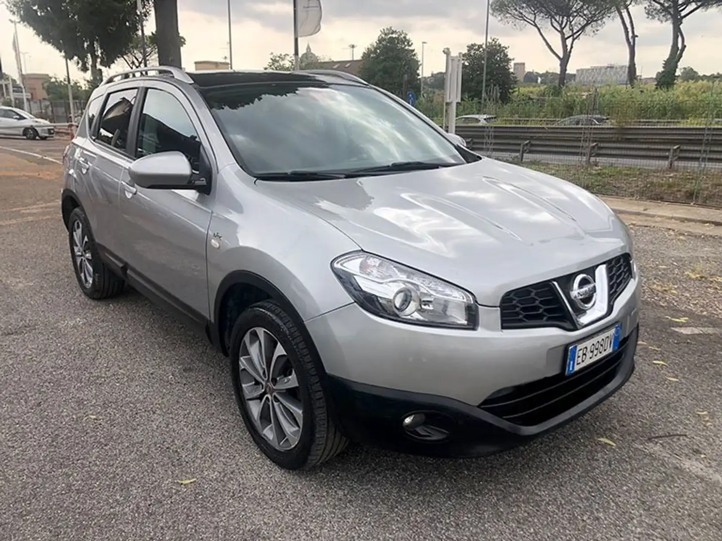 Nissan Qashqai Qashqai 1.5 dci Tekna Dpf FL Argento - 1