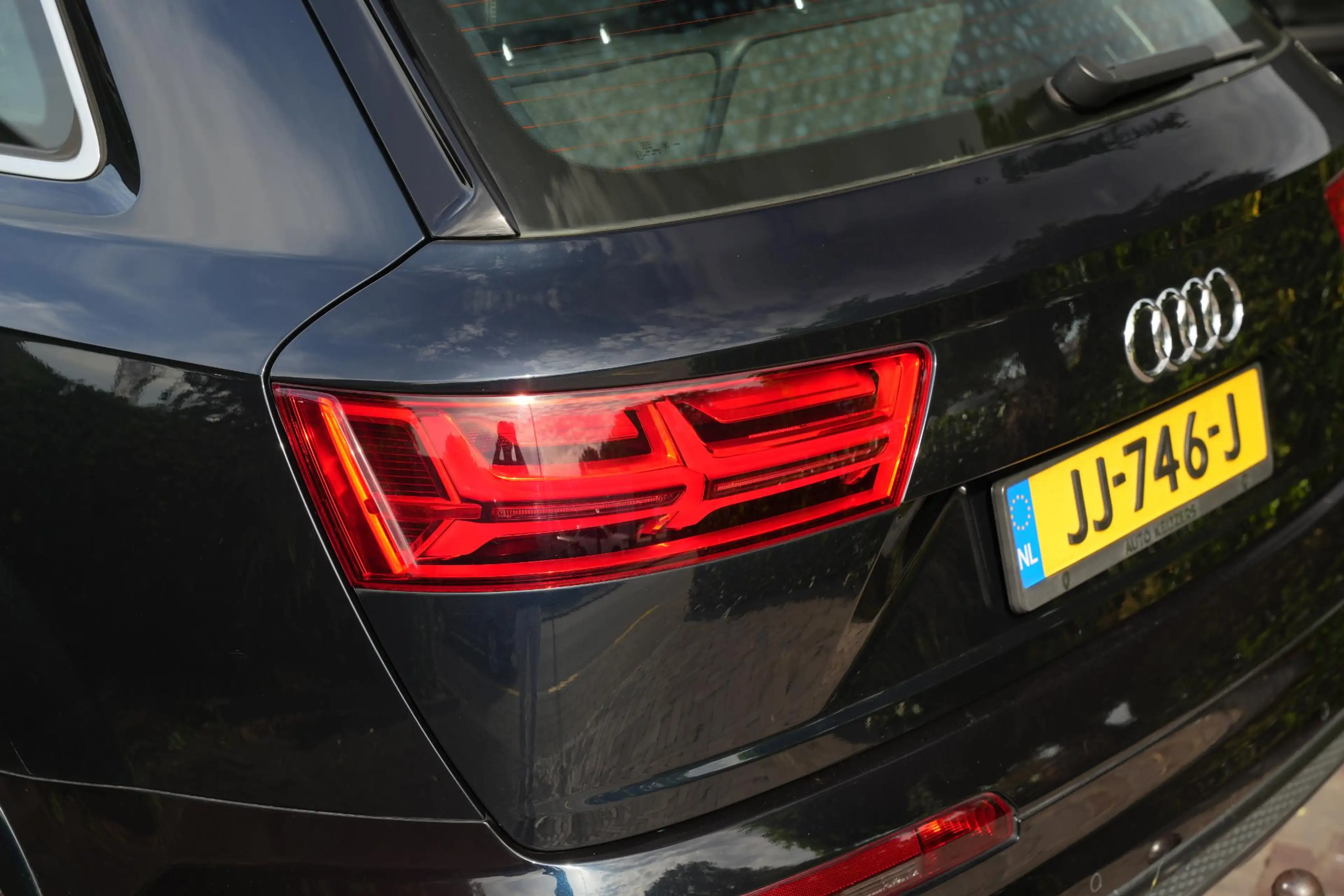 Audi Q7 3.0 TDI ultra quattro Pro Line S 7p Pano Leer S-li — photo 23