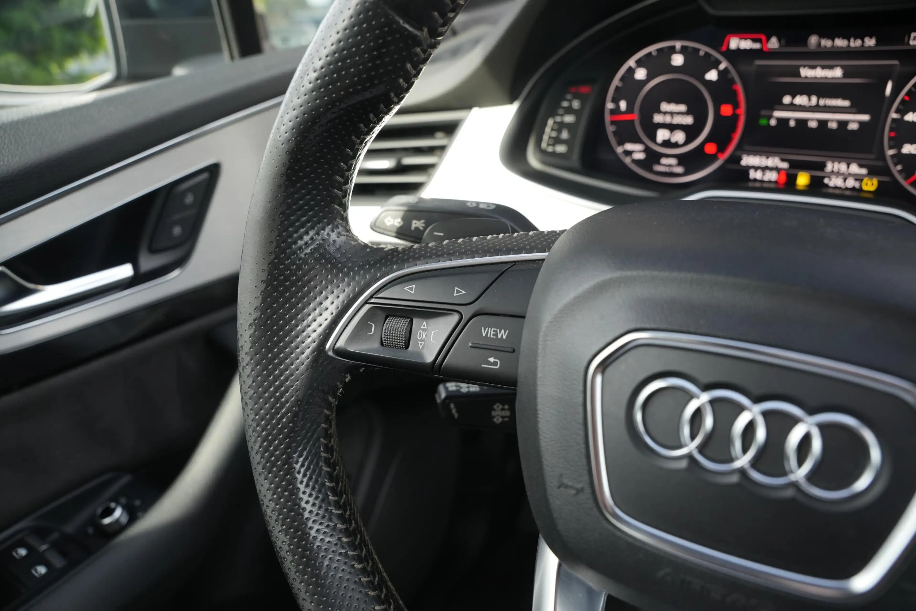 Audi Q7 3.0 TDI ultra quattro Pro Line S 7p Pano Leer S-li — photo 38
