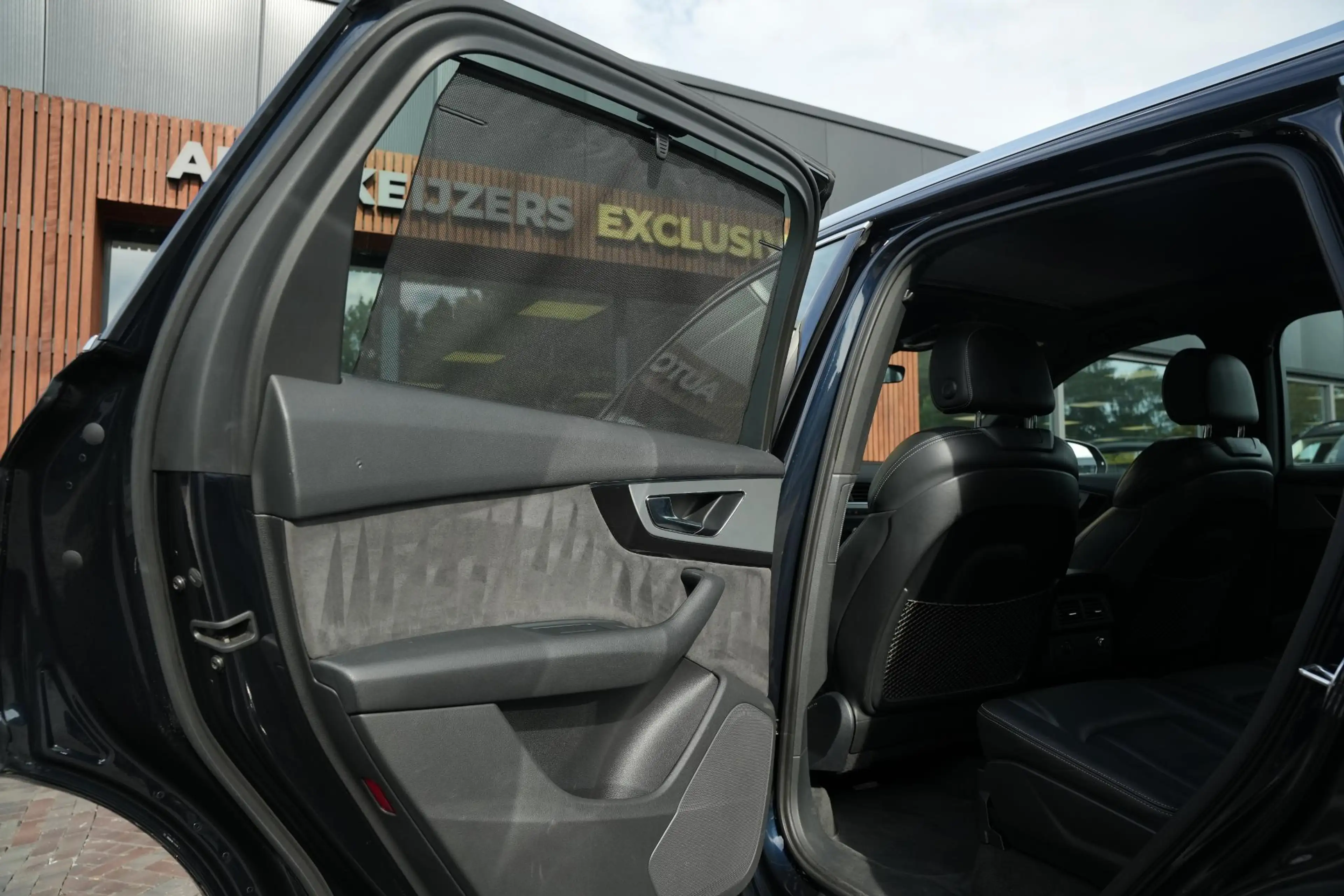 Audi Q7 3.0 TDI ultra quattro Pro Line S 7p Pano Leer S-li — photo 31