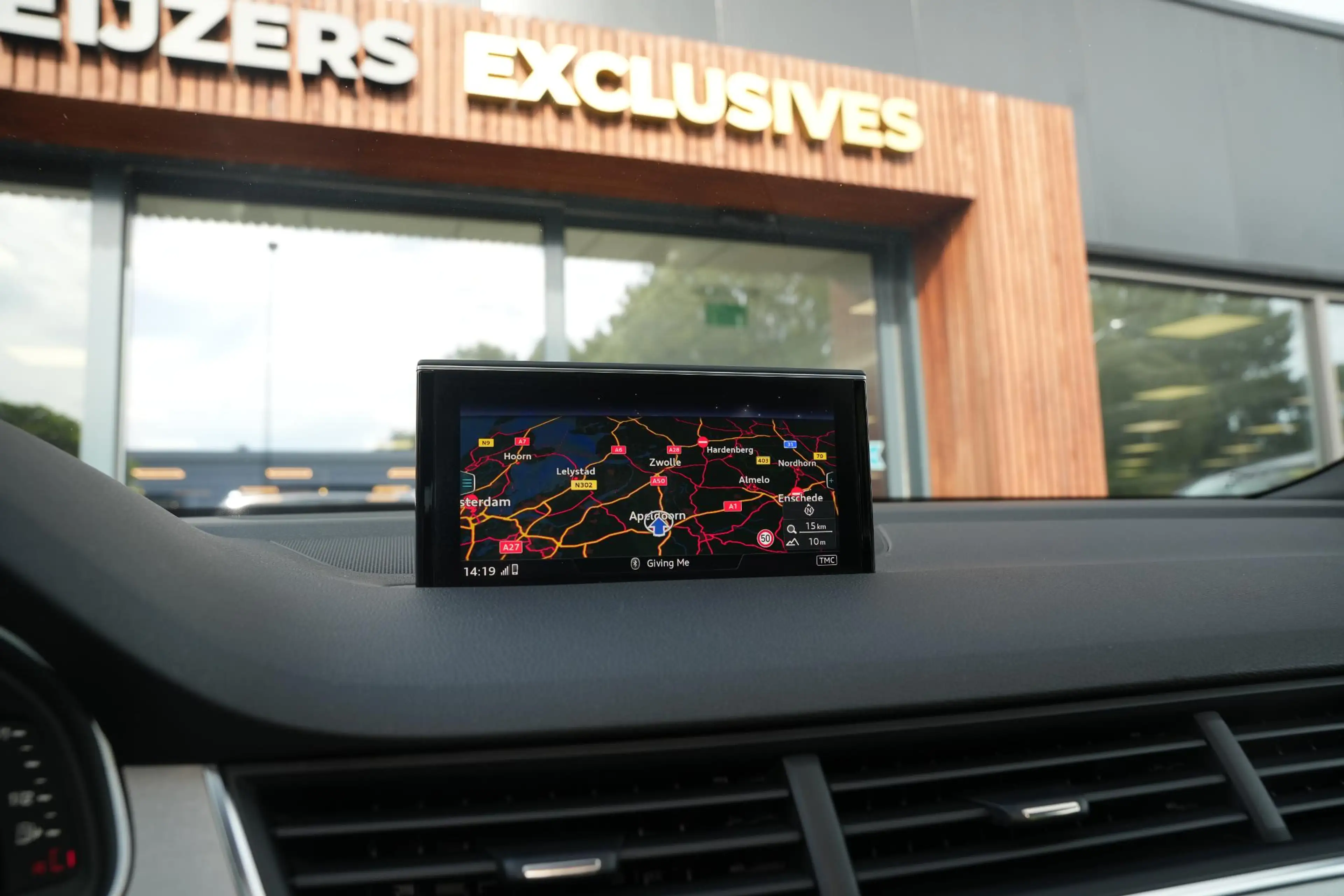 Audi Q7 3.0 TDI ultra quattro Pro Line S 7p Pano Leer S-li — photo 32