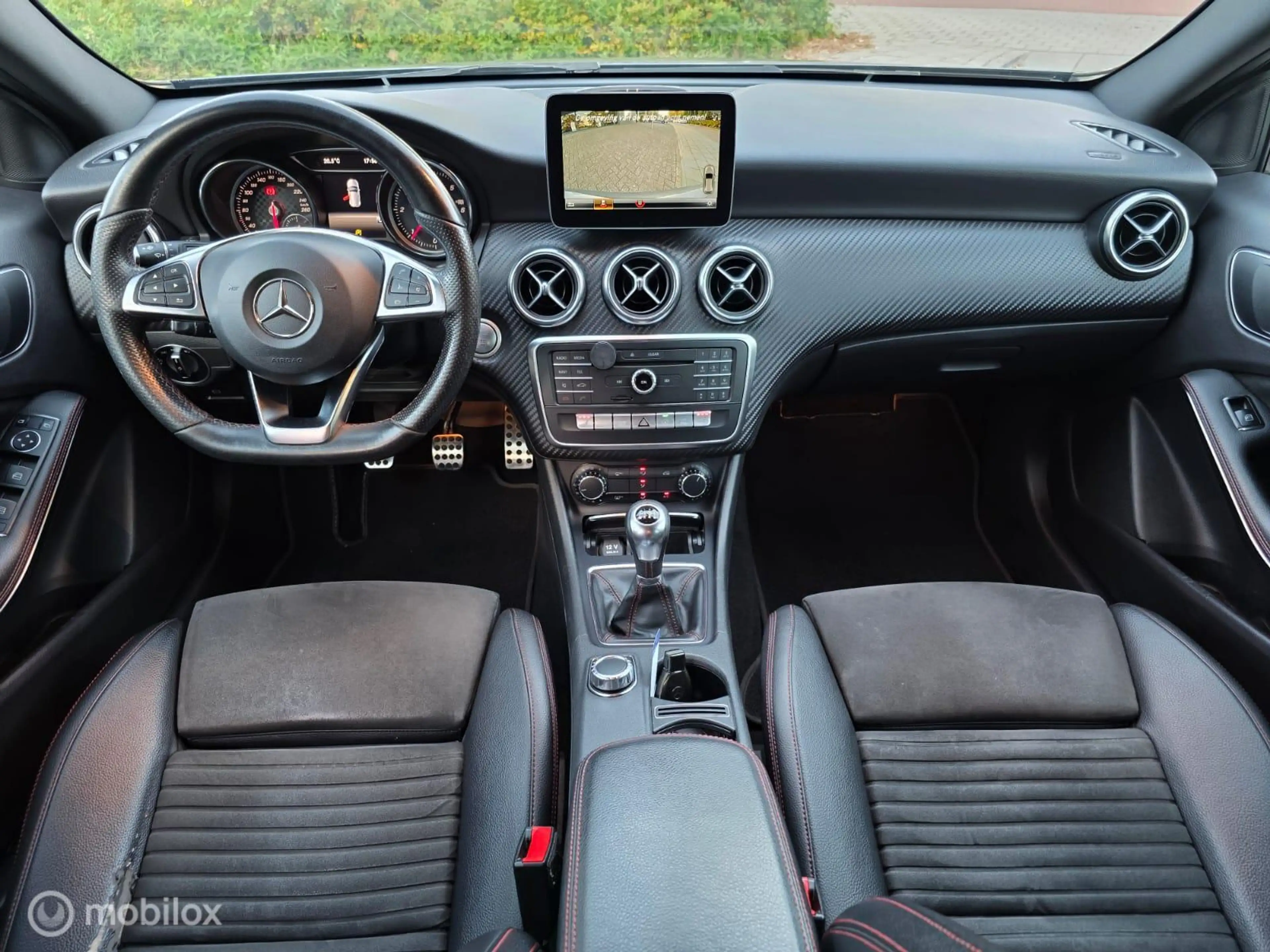 Mercedes-Benz A 180 d AMG Business Solution — photo 7