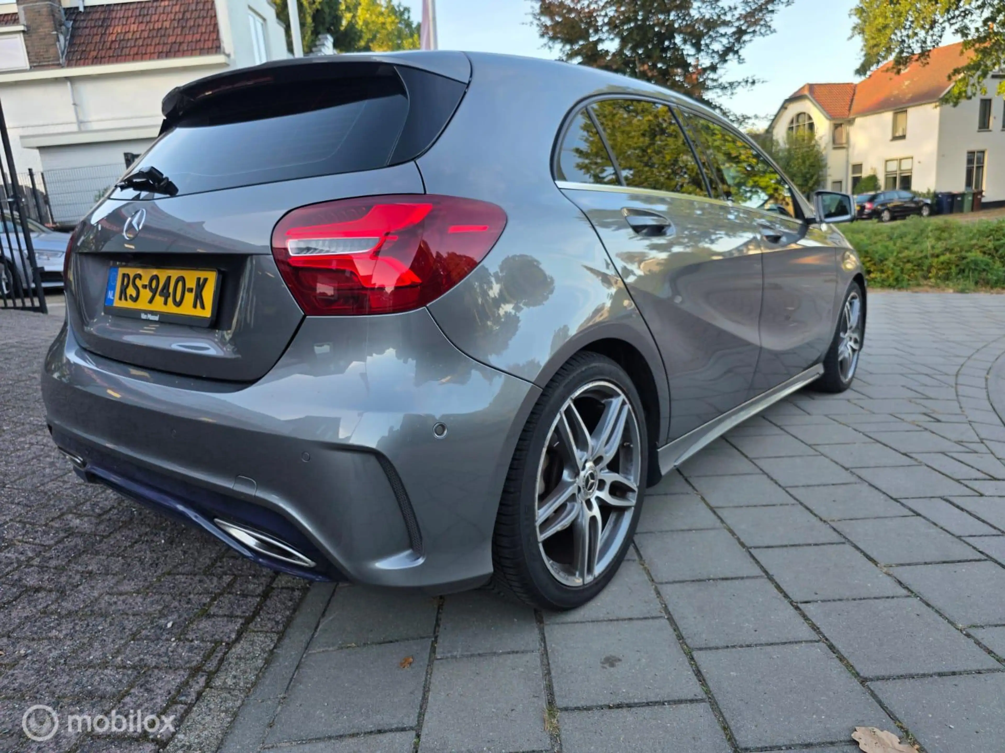 Mercedes-Benz A 180 d AMG Business Solution — photo 4