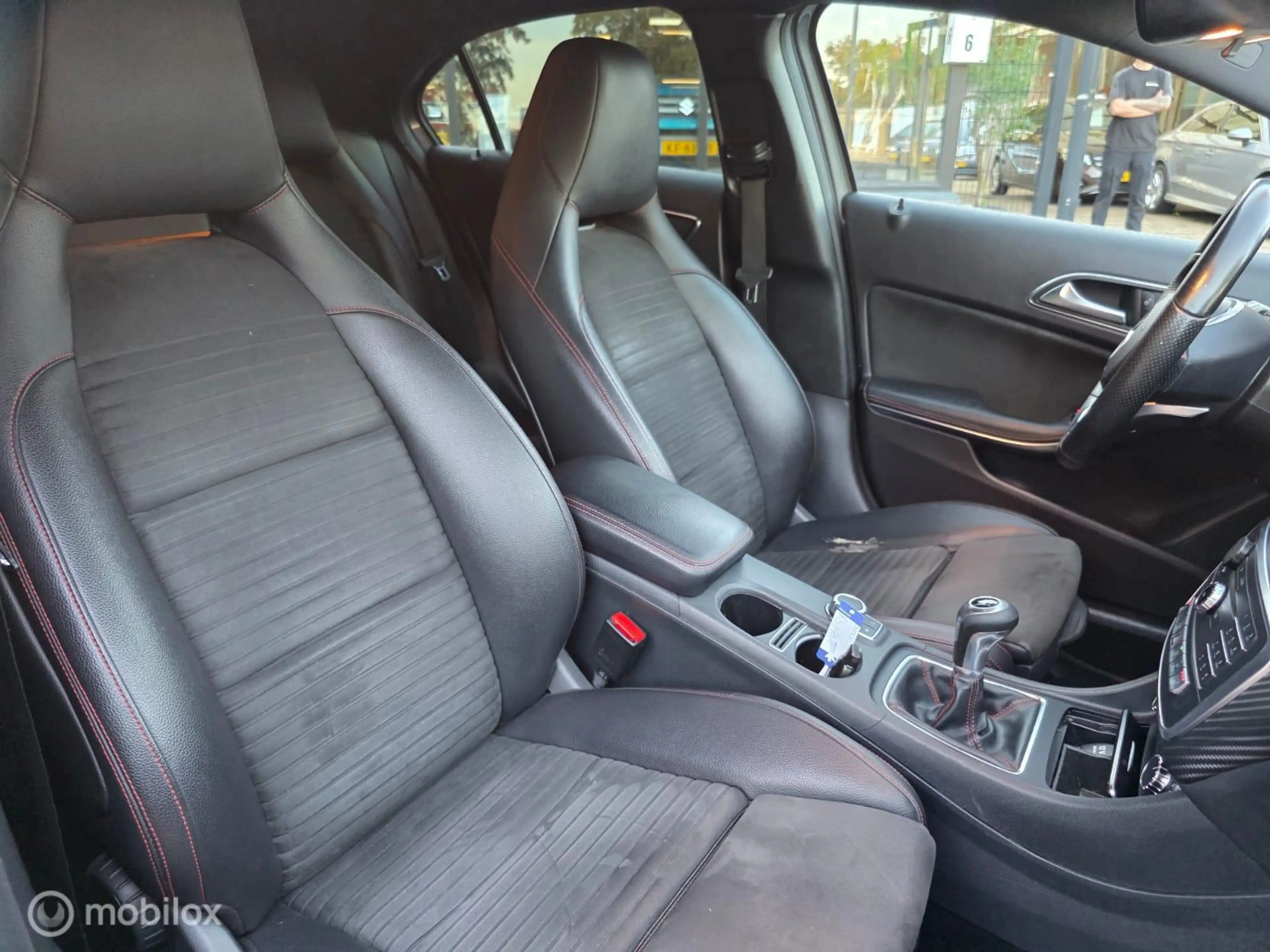 Mercedes-Benz A 180 d AMG Business Solution — photo 14