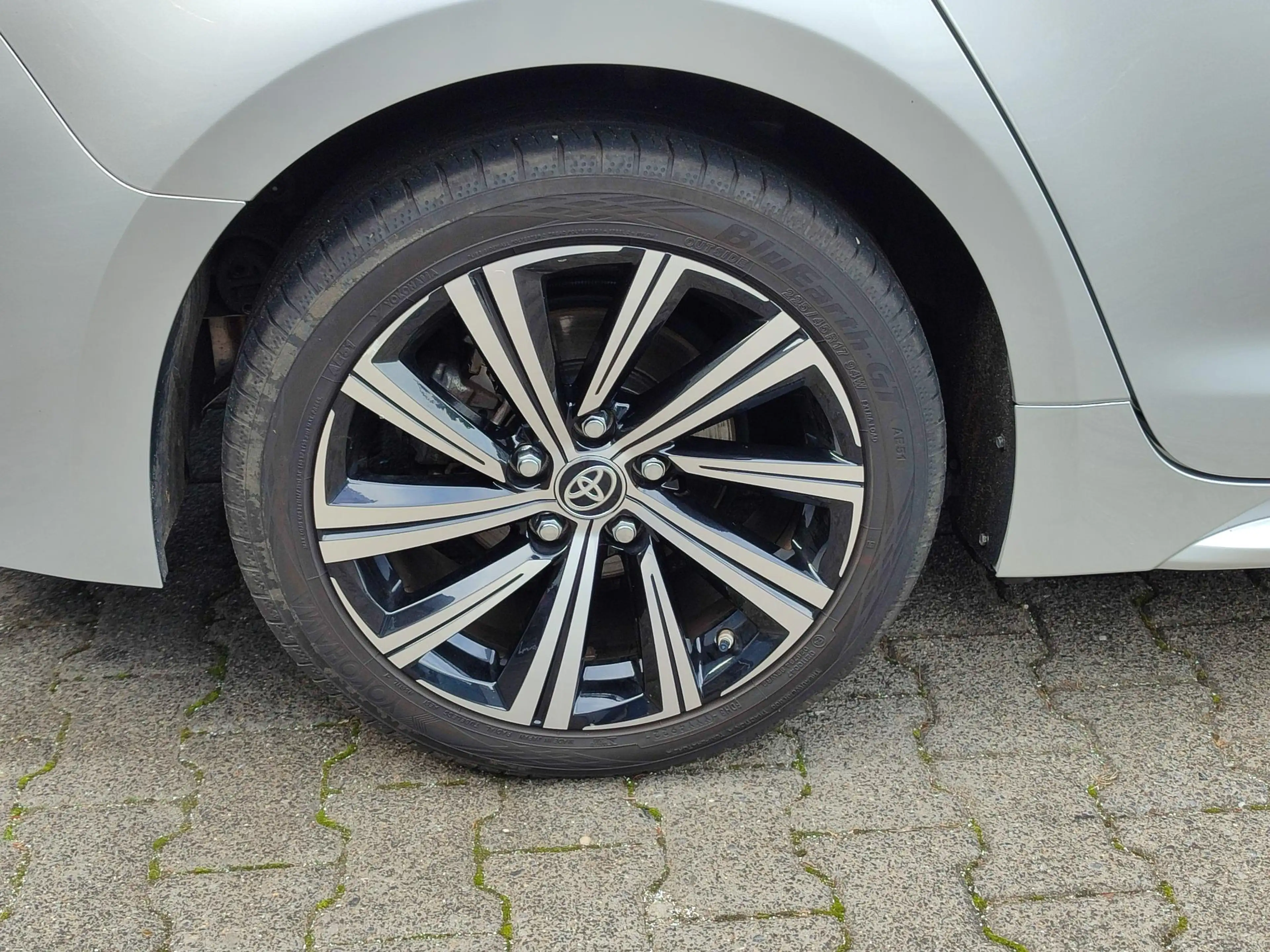 Toyota Corolla Touring Sports 1.8 Hybrid DYNAMIC STOELVERW KEYLES — photo 33