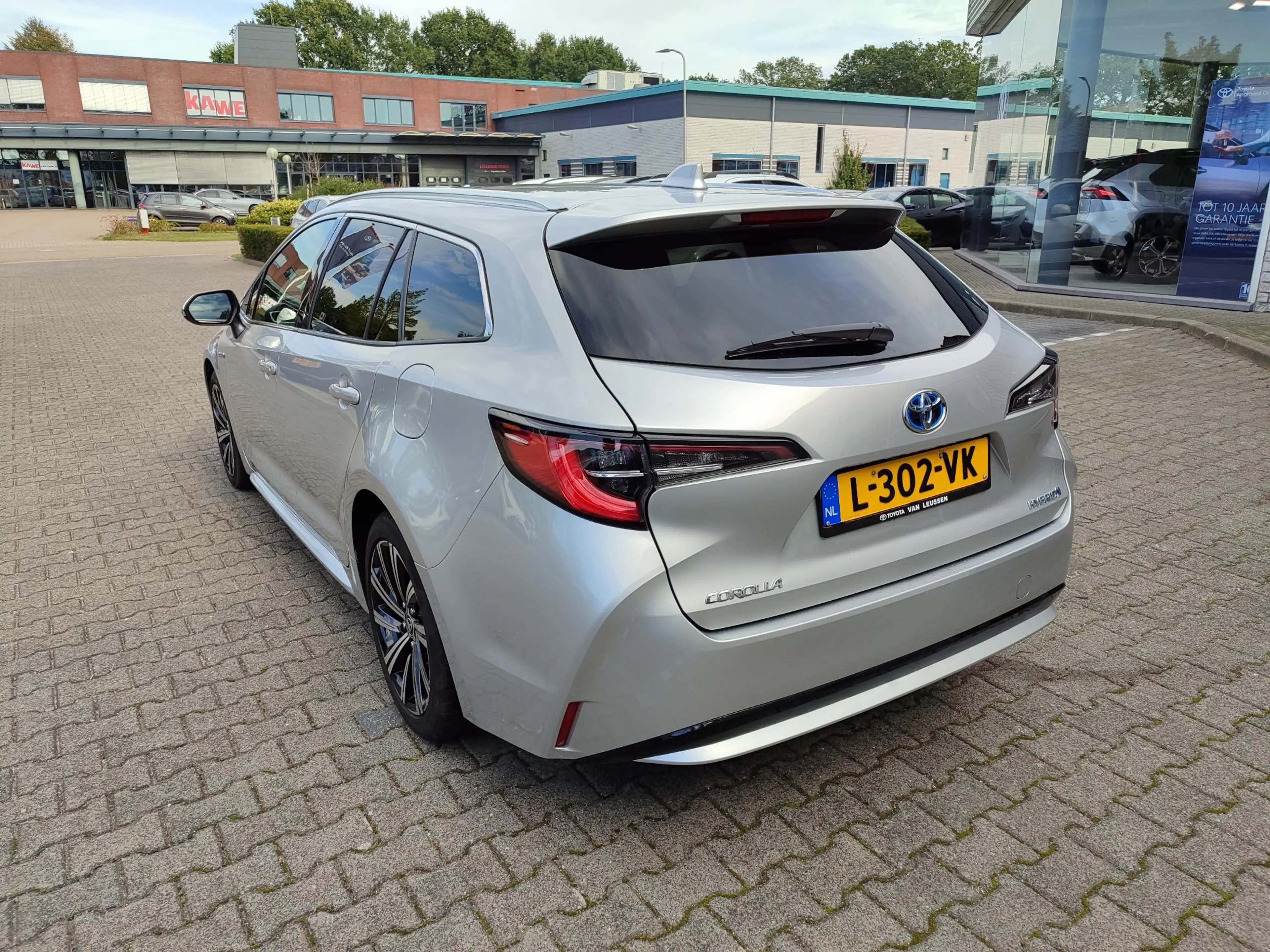 Toyota Corolla Touring Sports 1.8 Hybrid DYNAMIC STOELVERW KEYLES — photo 3