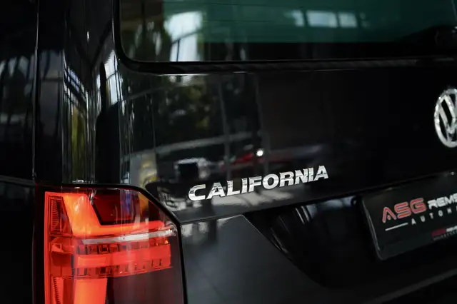 Volkswagen T6 California view 15