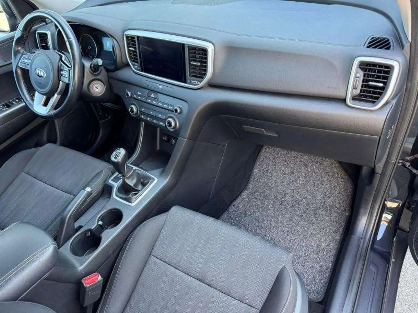 Kia Sportage More / 1.6 CDRI Noir - 2