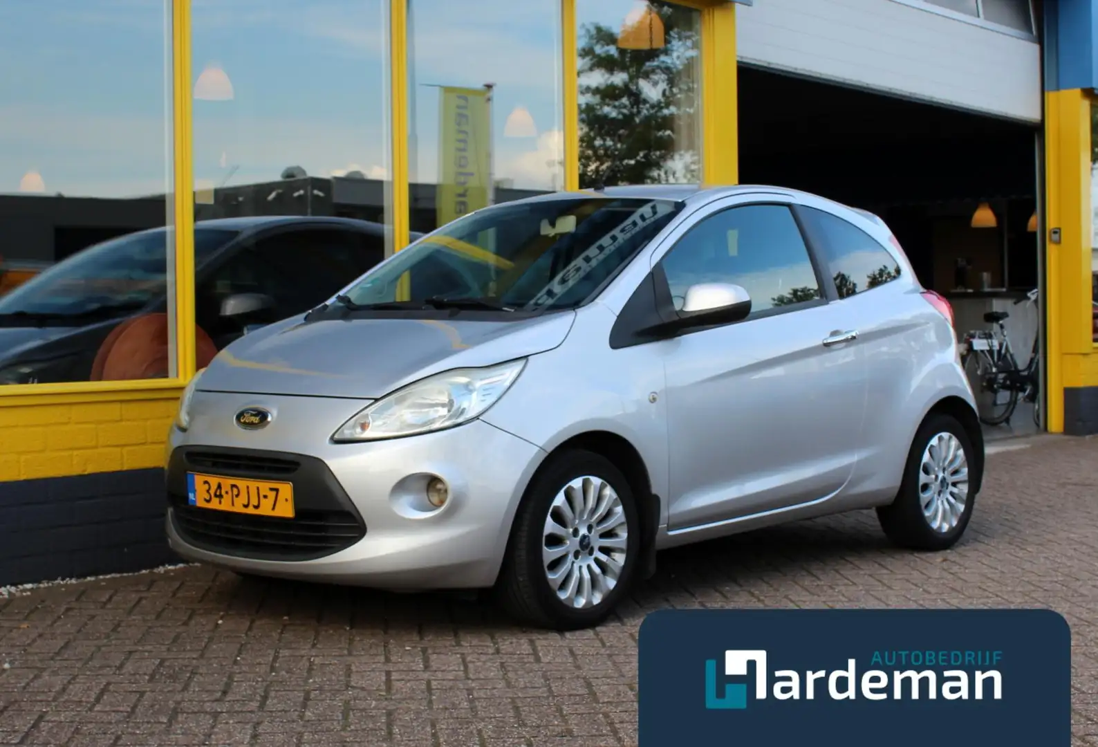 Ford Ka/Ka+ 1.2 Comfort start/stop Airco Gris - 1