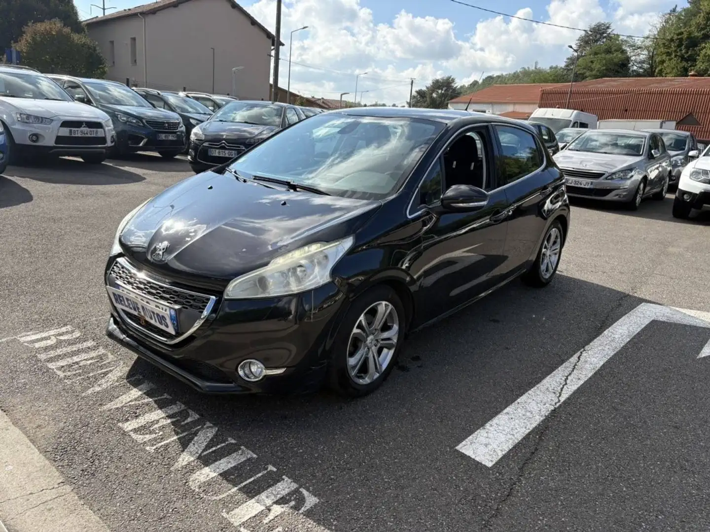 Peugeot 208 1.6 e-HDi FAP Allure 5p Negro - 2
