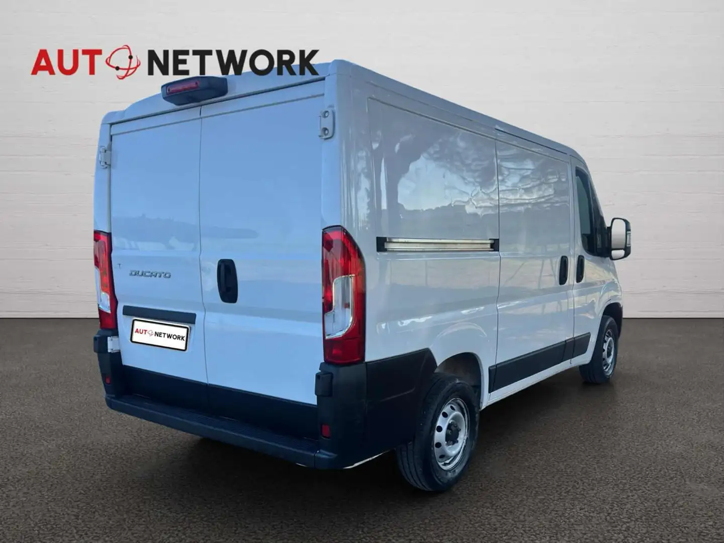 Fiat Ducato 30 2.2 Mjt 120CV CH1 Furgone Bianco - 2