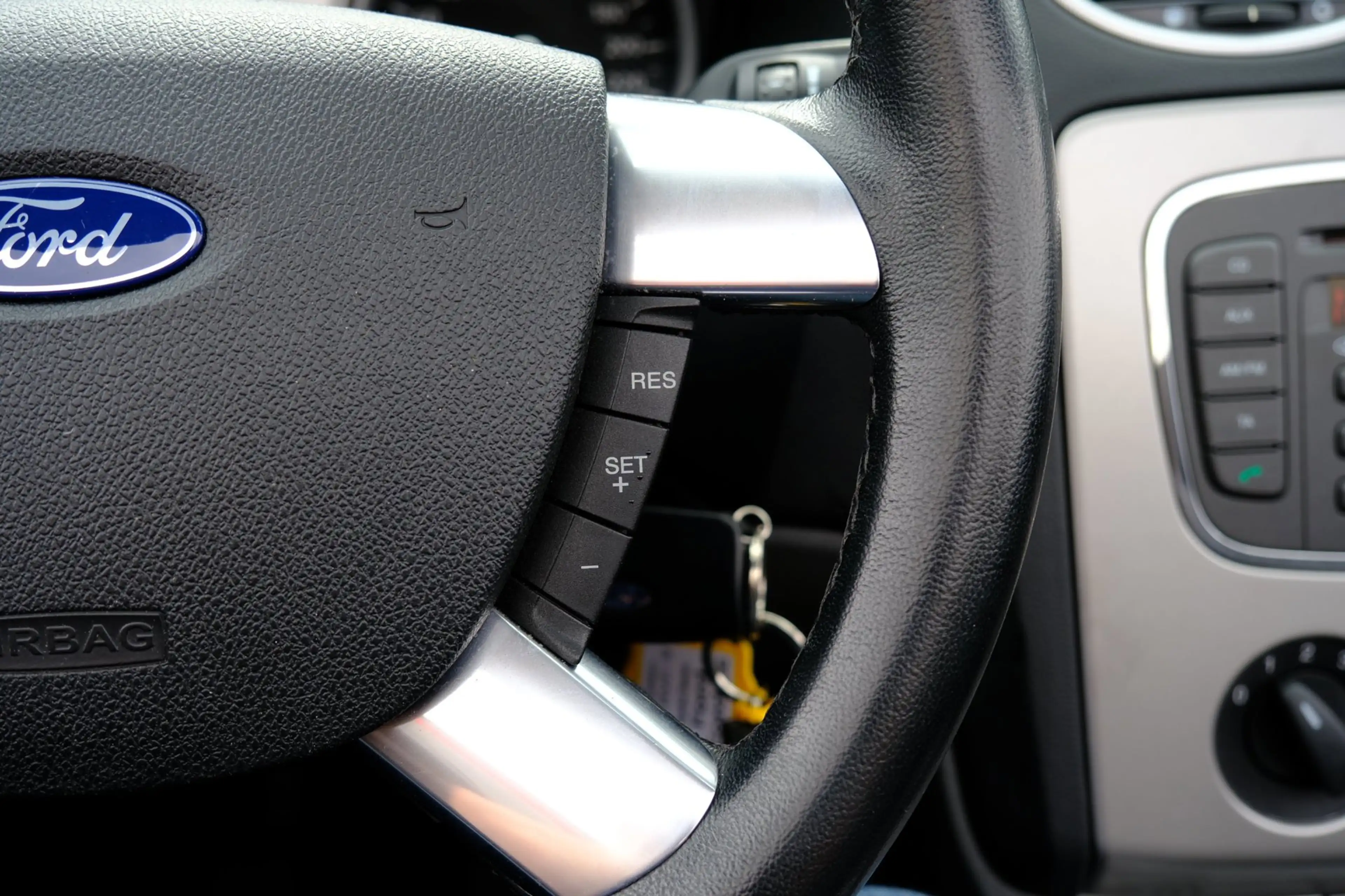 Ford Focus CC Coupé-Cabriolet 1.6 Cool & Sound Airco|Stoelverw|L — photo 18