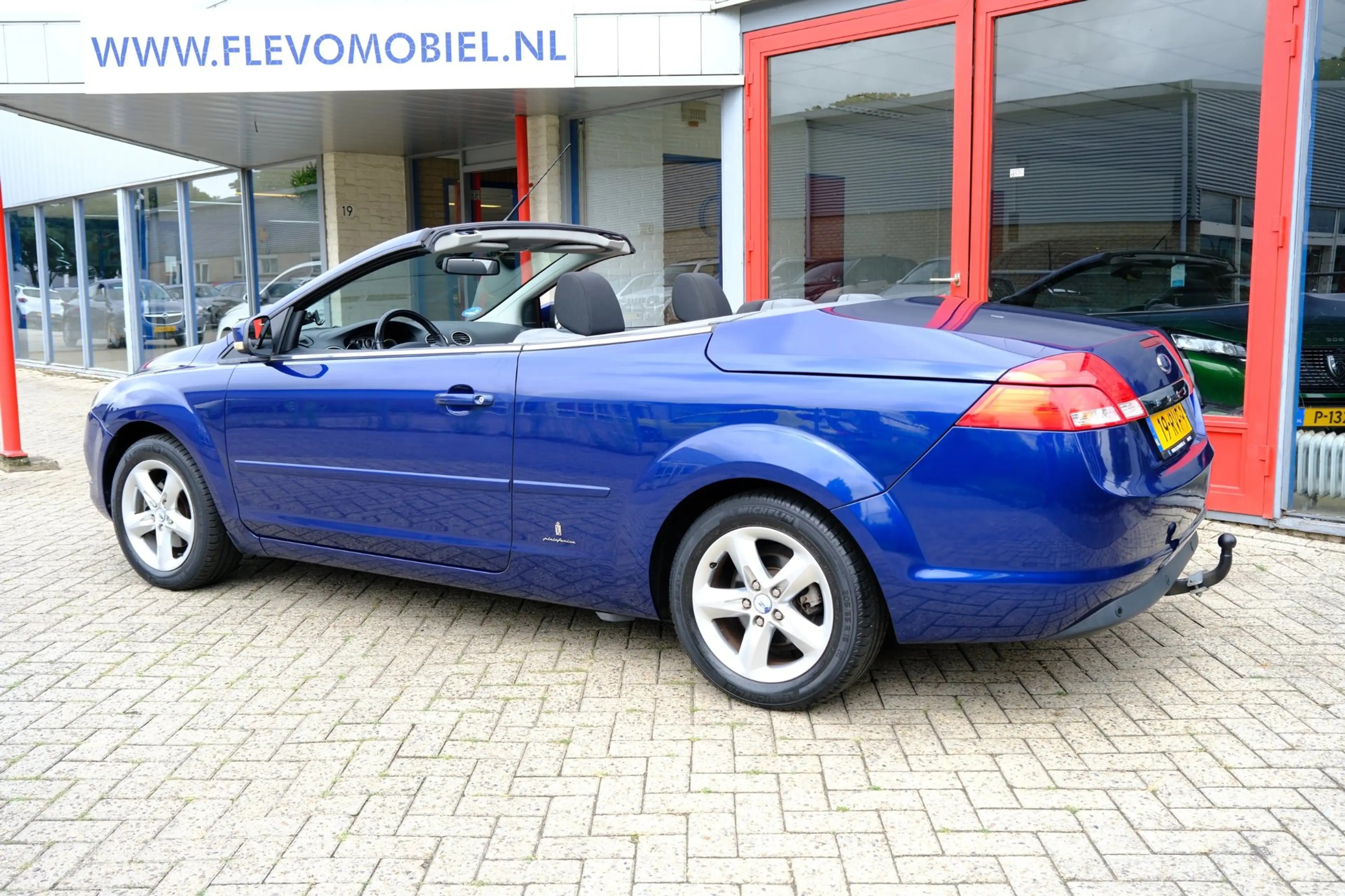 Ford Focus CC Coupé-Cabriolet 1.6 Cool & Sound Airco|Stoelverw|L — photo 26