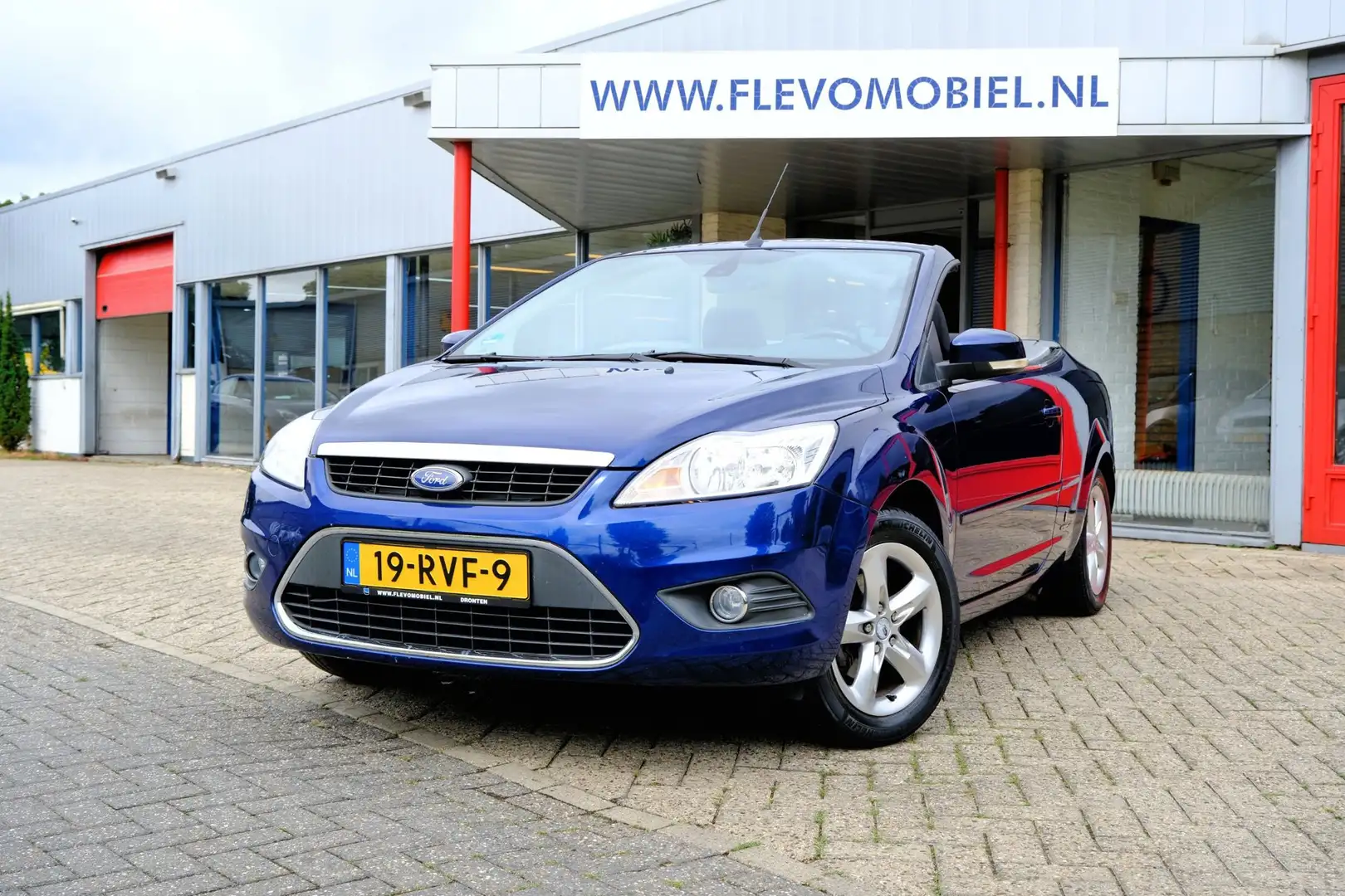 Ford Focus CC Coupé-Cabriolet 1.6 Cool & Sound Airco|Stoelverw|L Blau - 1