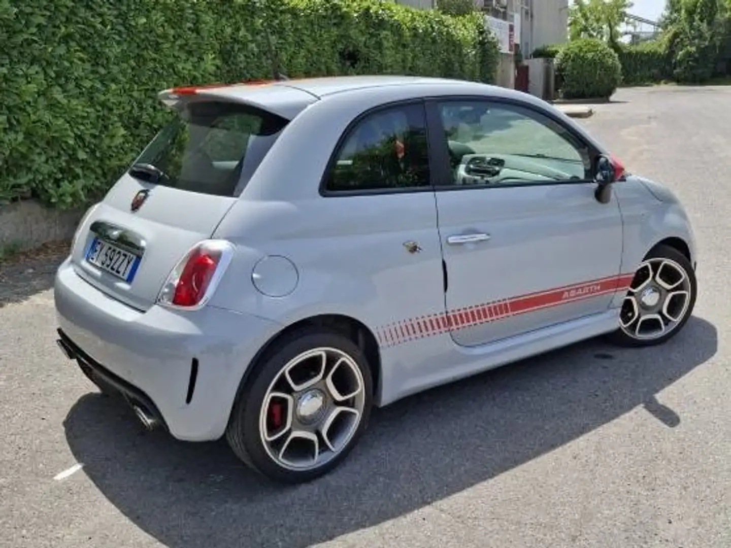 Abarth 500 500 1.4 16v t. t-jet Custom s/xeno c/sens.p. 135cv Gri - 2