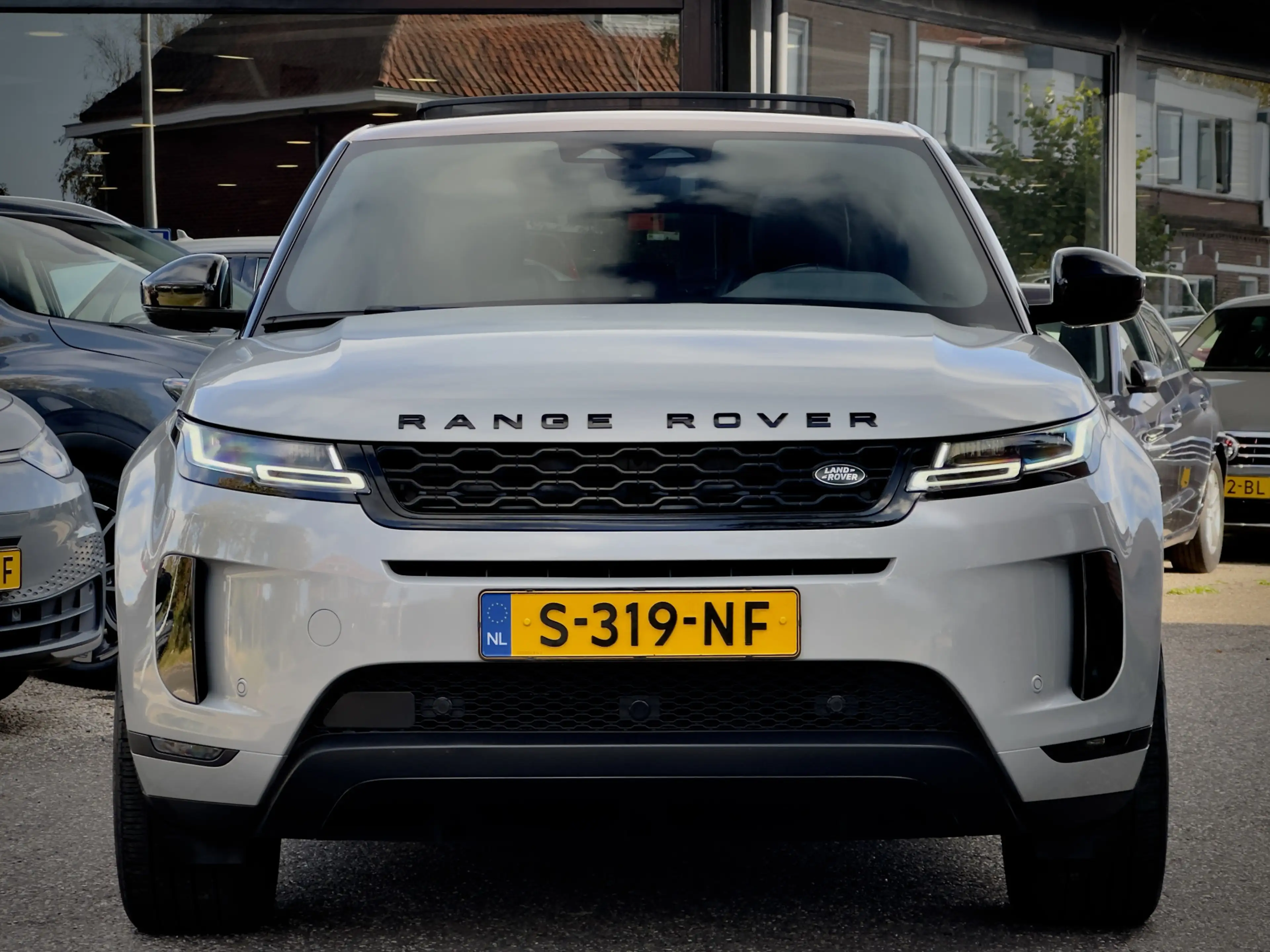 Land Rover Range Rover Evoque 1.5 P300e ACTIE! BETAAL NU 50% 18450 DE REST IN 2J — photo 8