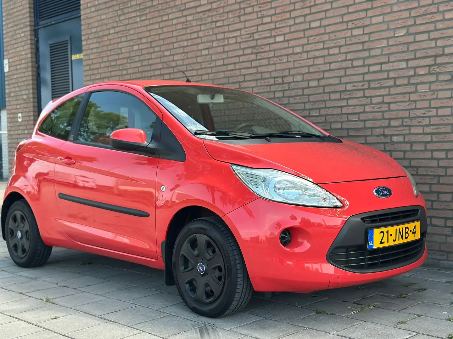 Ford Ka/Ka+ 1.2 Trend Rood - 2