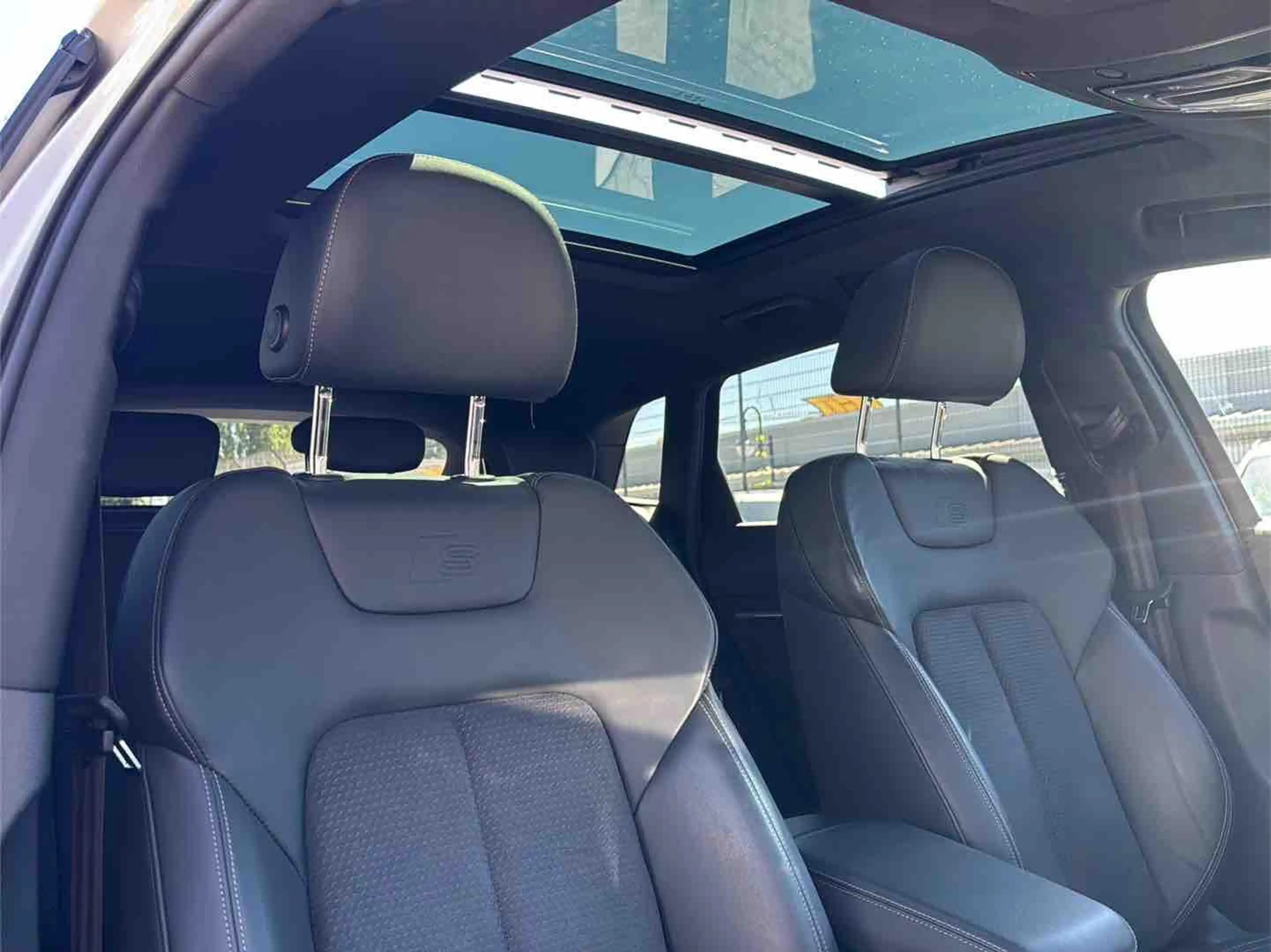 Audi e-tron 50 2x S line ACC BLACK PANO B&O 21Z KAM. — photo 15