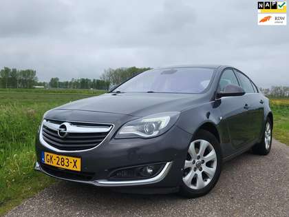 Opel Insignia 1.6 Turbo Edition | PDC | Bluetooth