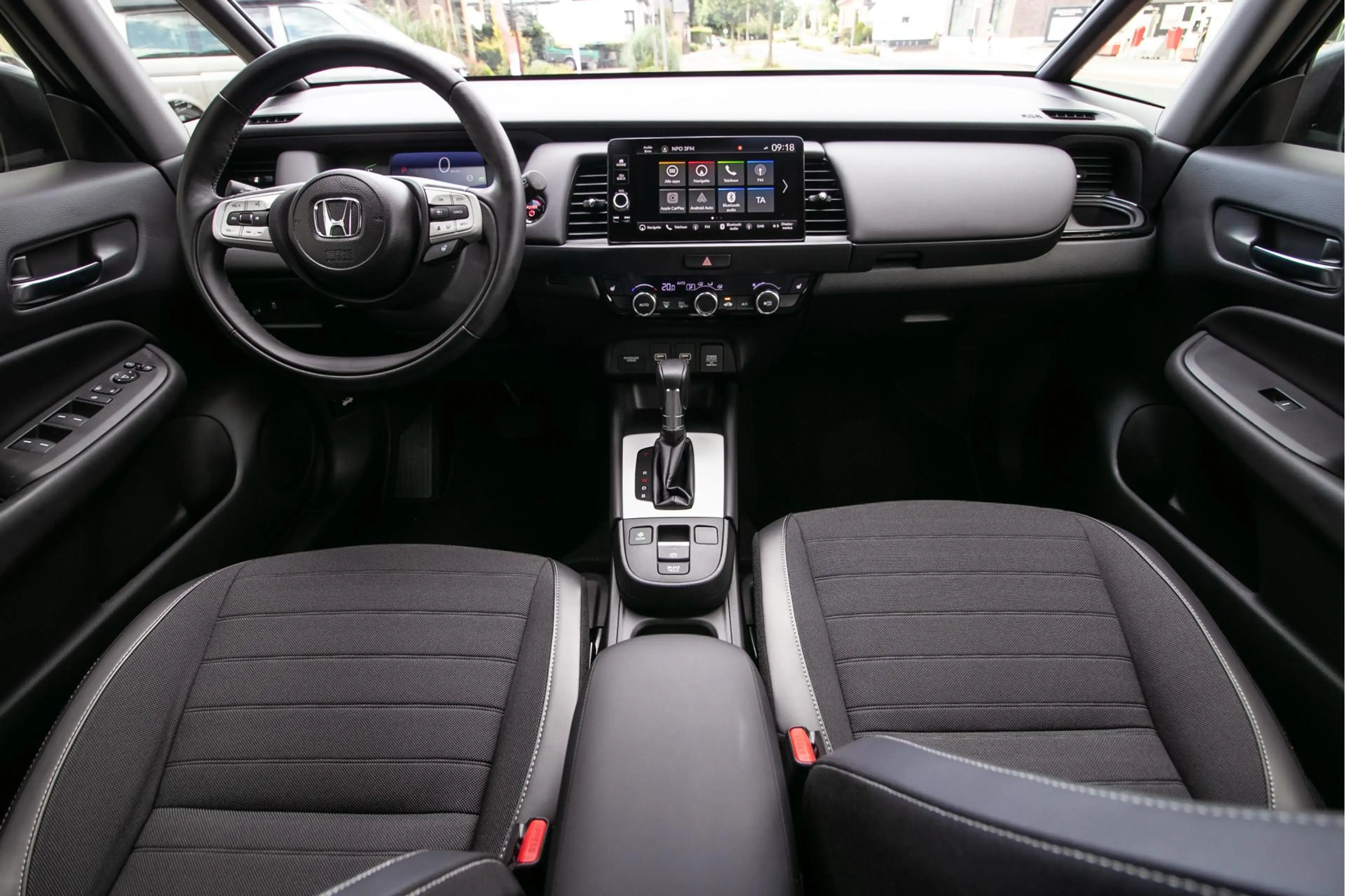 Honda Jazz 1.5 e:HEV Advance Crosstar -Navi | Apple/Android | — photo 15