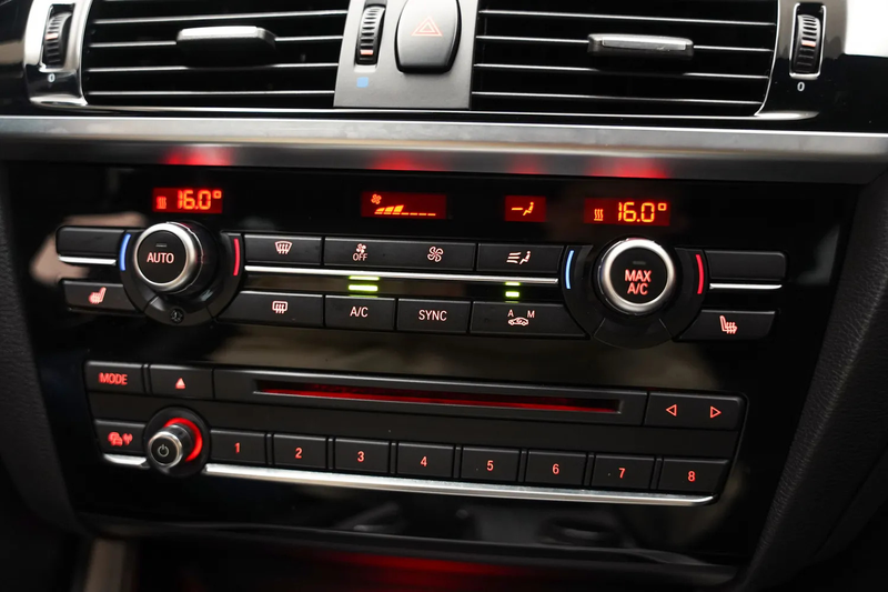 BMW X4 xDrive 20i M Sport High Executive Aut. [ Leder Cam — photo 8