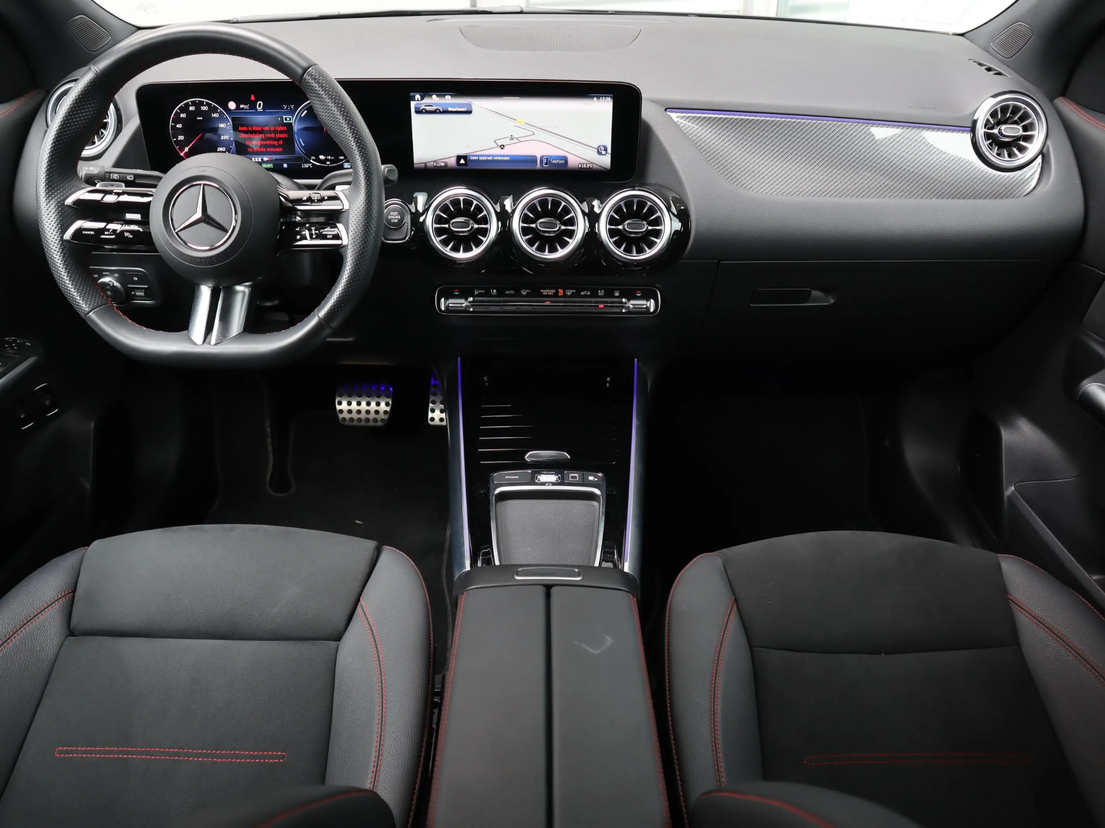 Mercedes-Benz GLA 250 e Business Solution AMG l Keyless l Panoramadak l — photo 13