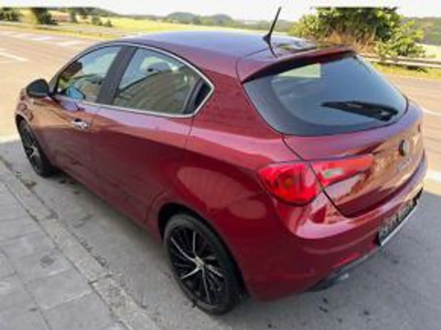 Alfa Romeo Giulietta VPC 1.6 JTDM 105 CH - 1