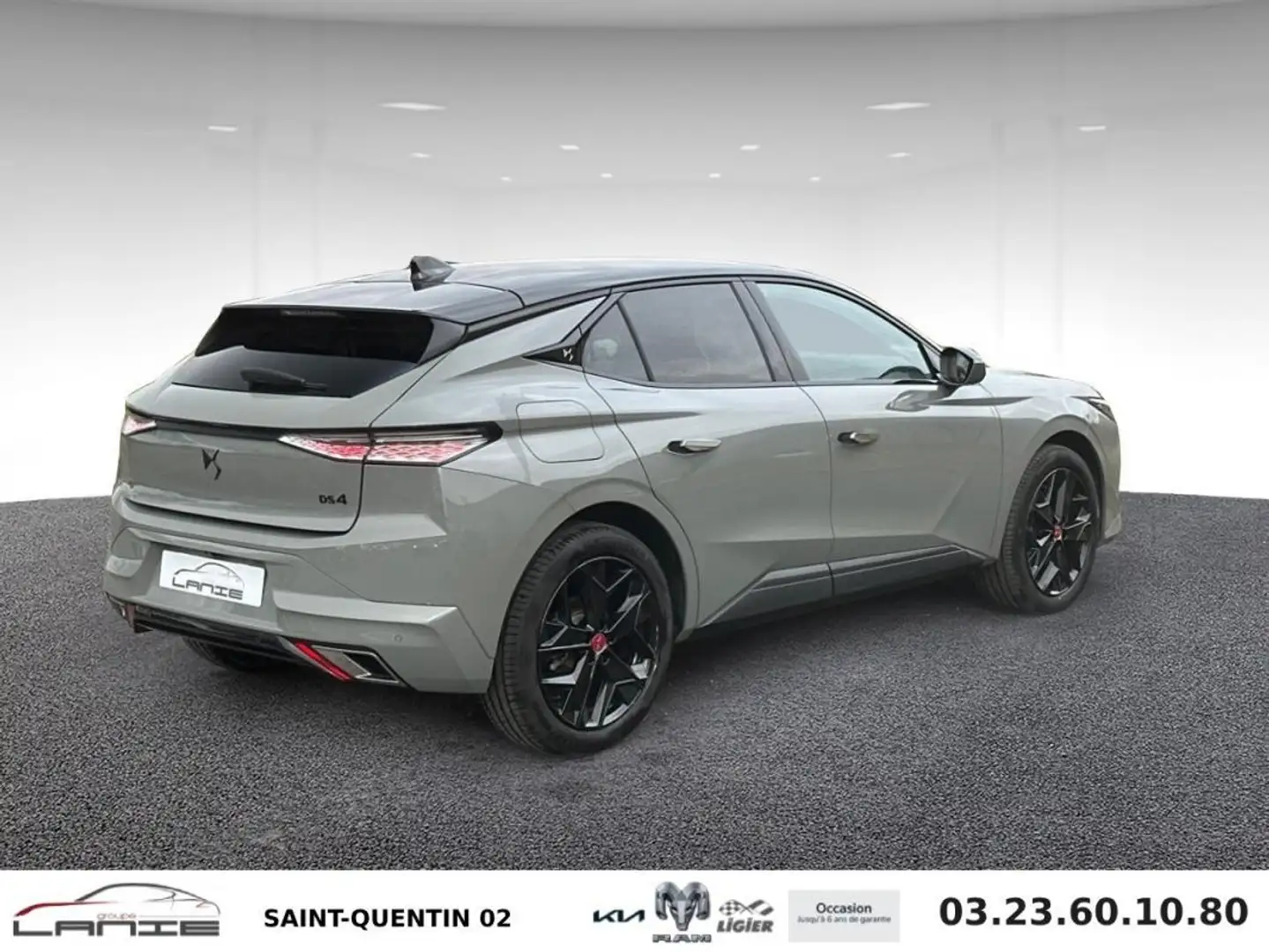 DS Automobiles DS 4 PureTech 130 EAT8 Performance Line Gris - 2