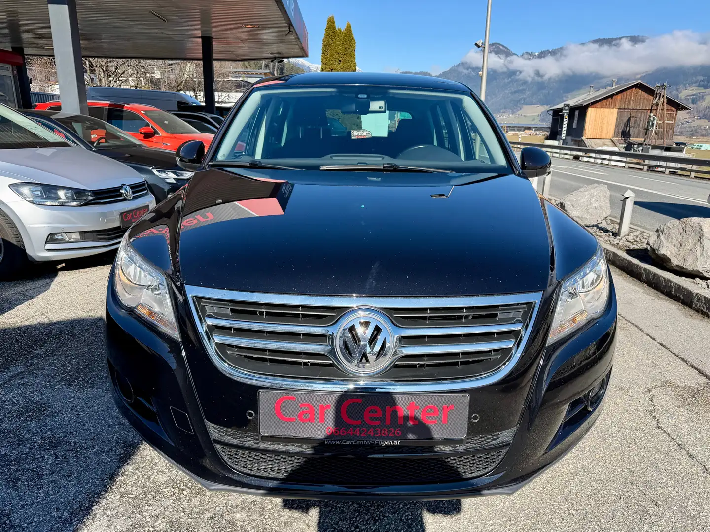 Volkswagen Tiguan Trend&Fun 2.0 TDI 4Motion 1. Besitz Schwarz - 2