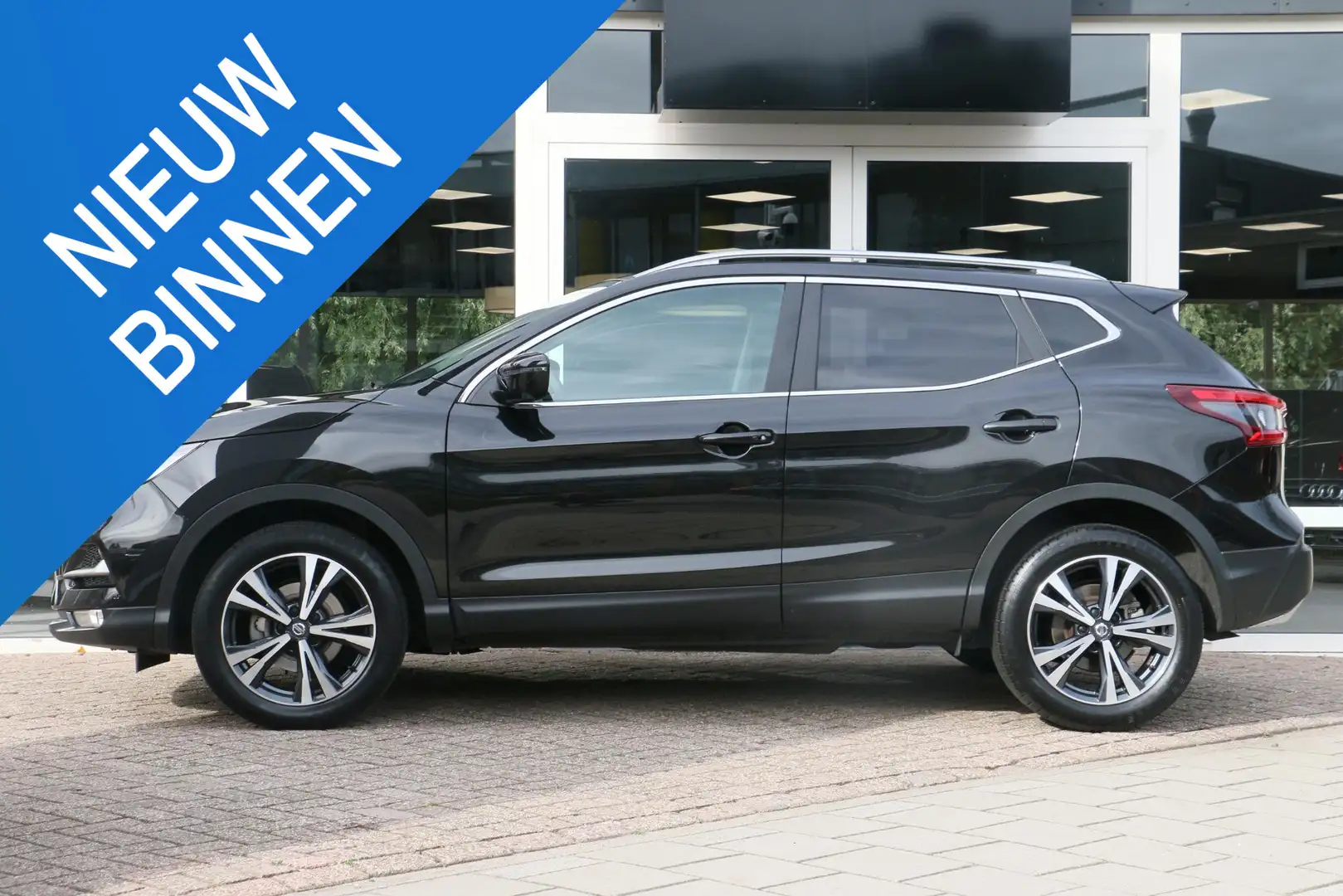 Nissan Qashqai 1.3 DIG-T Business Edition | Automaat | Navi | Dea Zwart - 1