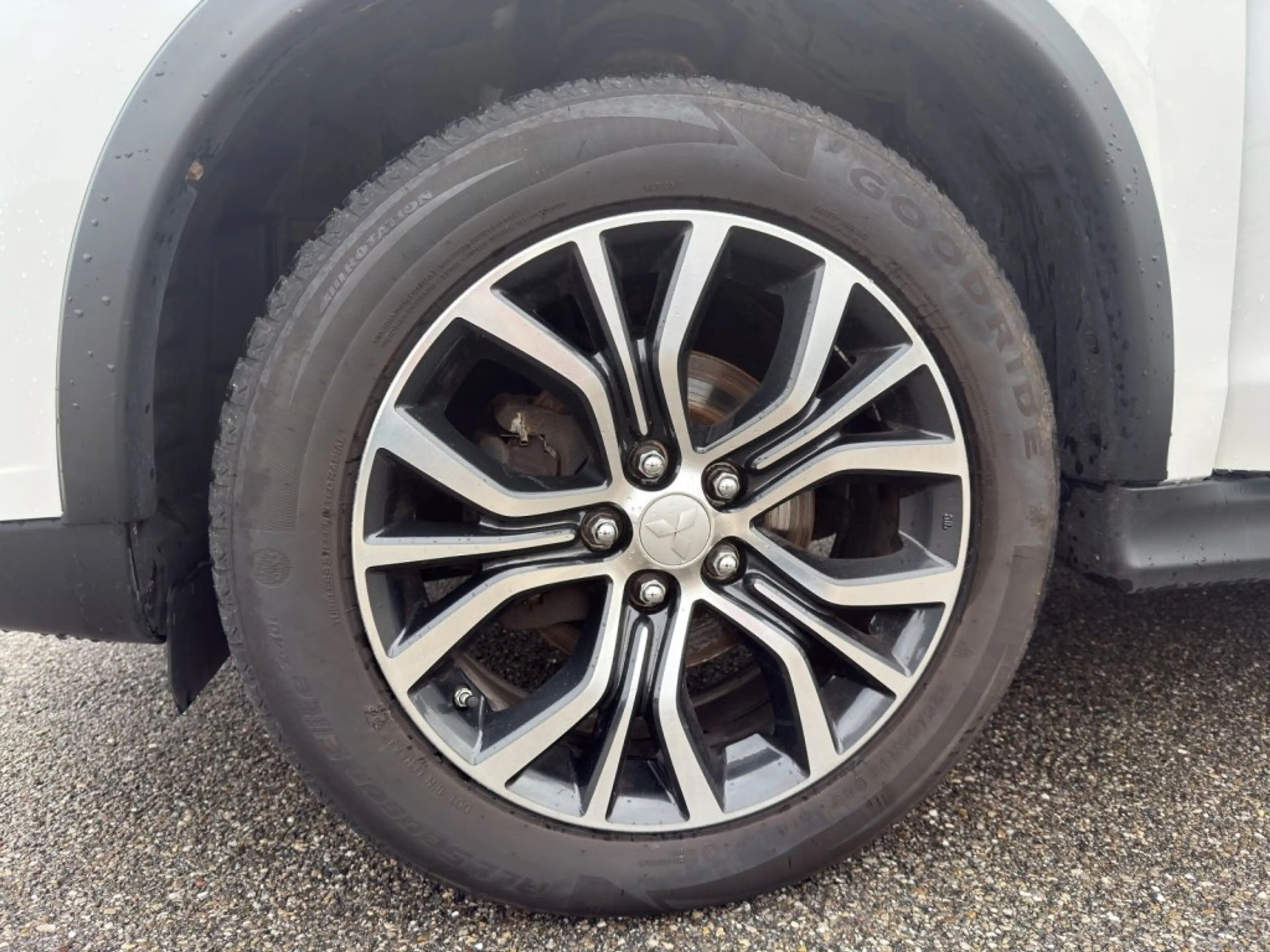 Mitsubishi ASX 1,6DI-D LP 4WD Intense — photo 13