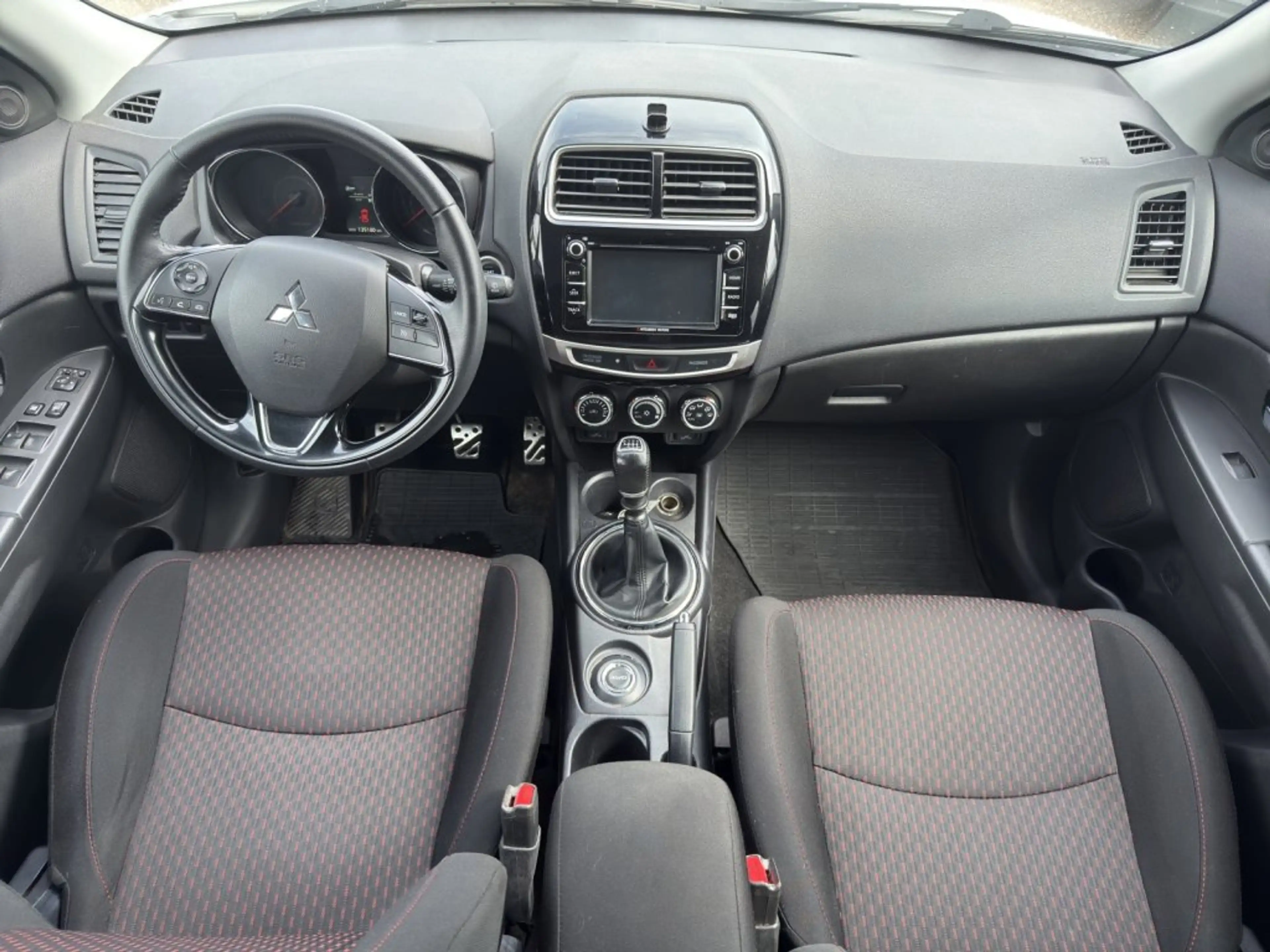 Mitsubishi ASX 1,6DI-D LP 4WD Intense — photo 9