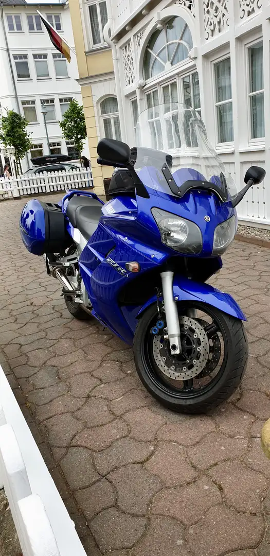 Yamaha FJR 1300 - 1