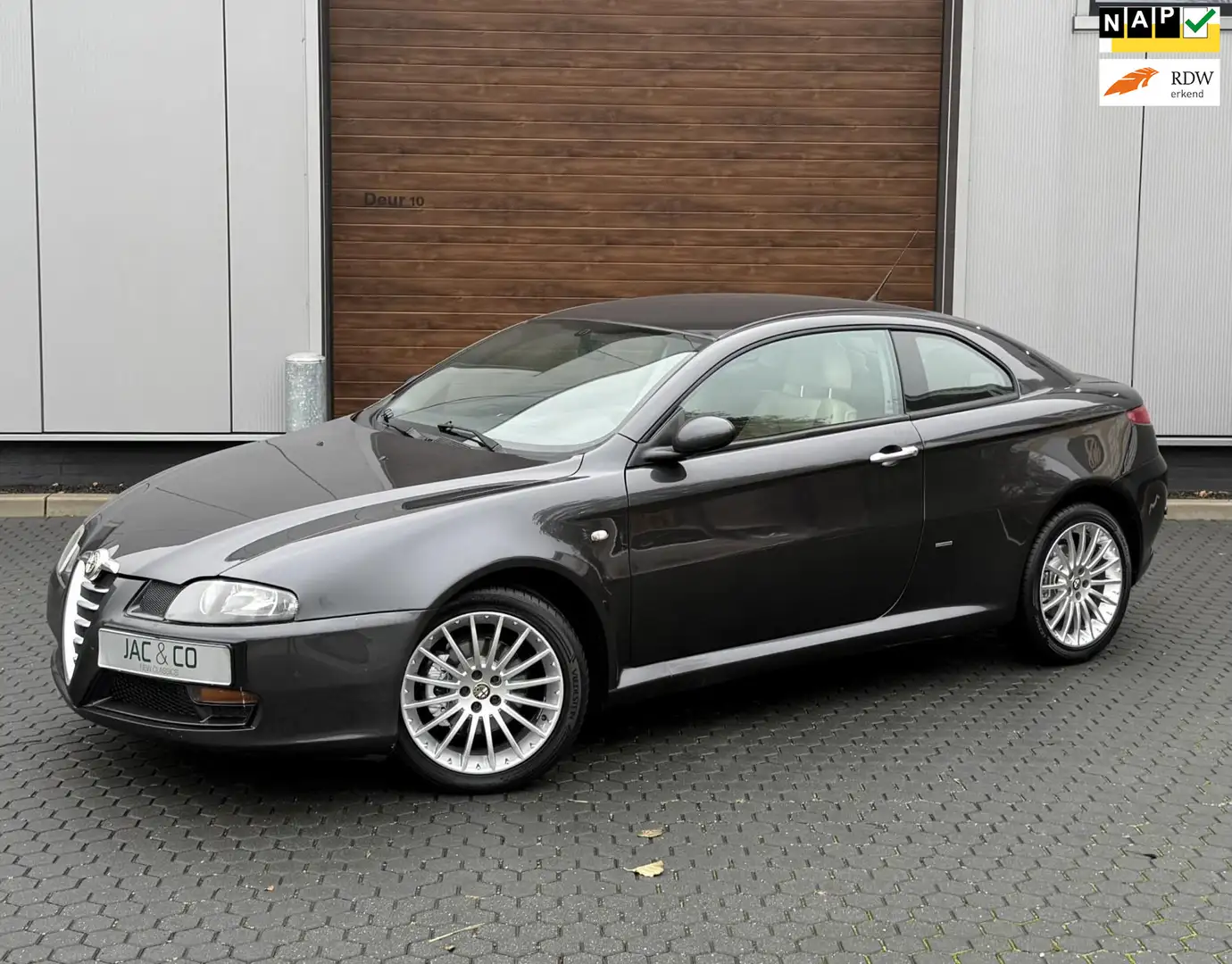 Alfa Romeo GT 1.8 T.Spark Collezione Liefhebbers Auto! Grijs - 1