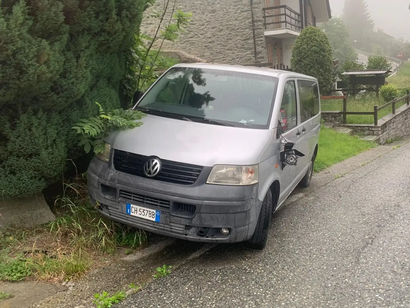 Volkswagen T5 Transporter 2.5 tdi Grigio - 1