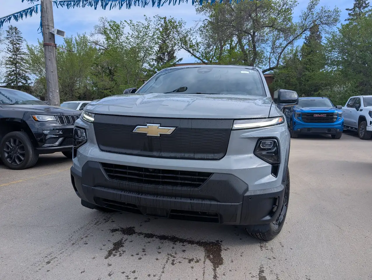 Chevrolet Silverado EV photo Chevrolet Silverado EV