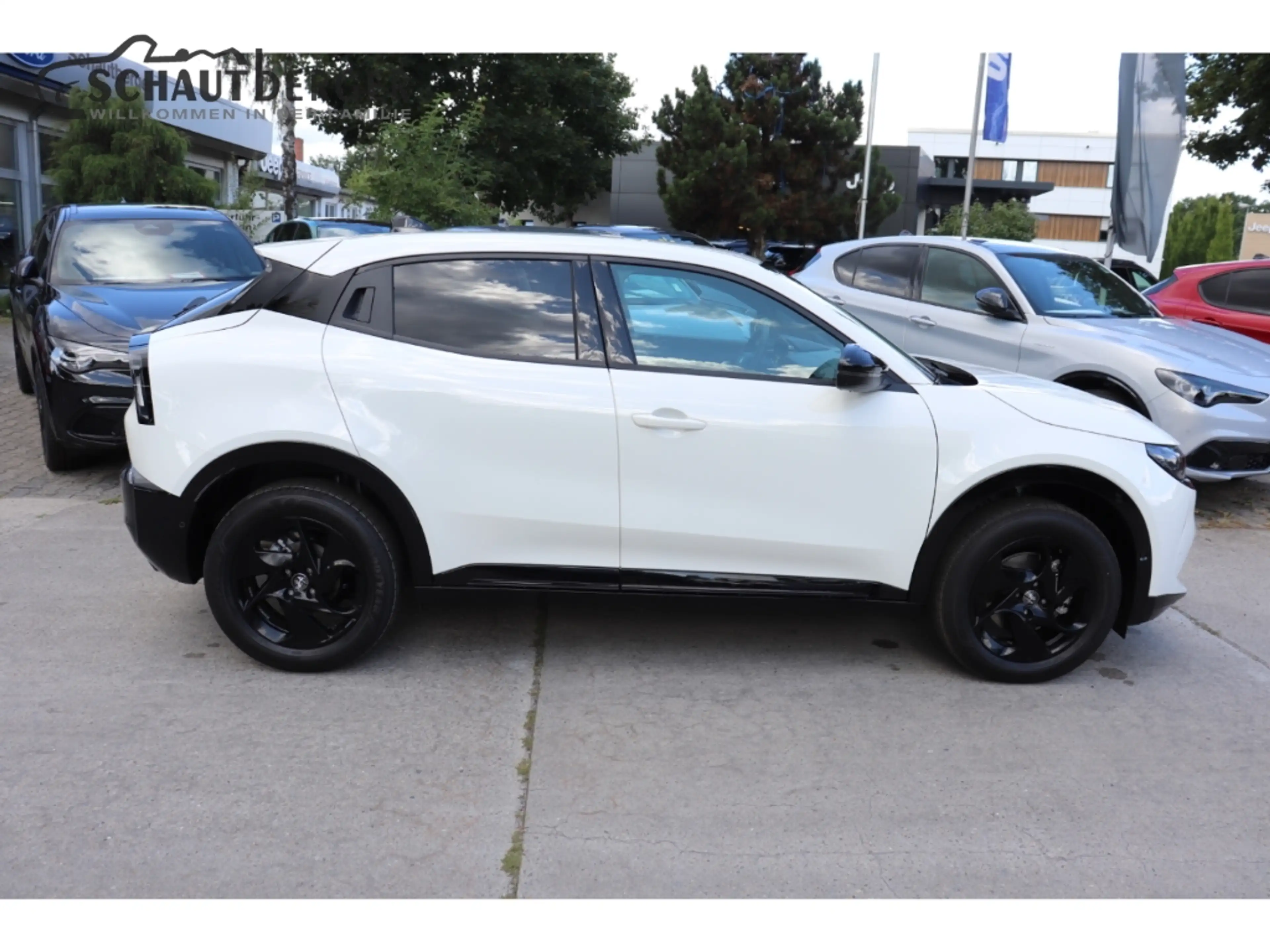 Alfa Romeo Junior Ibrida 1.2 VGT 48V-Hybrid 107 kW Ti Navi Digitales — photo 9
