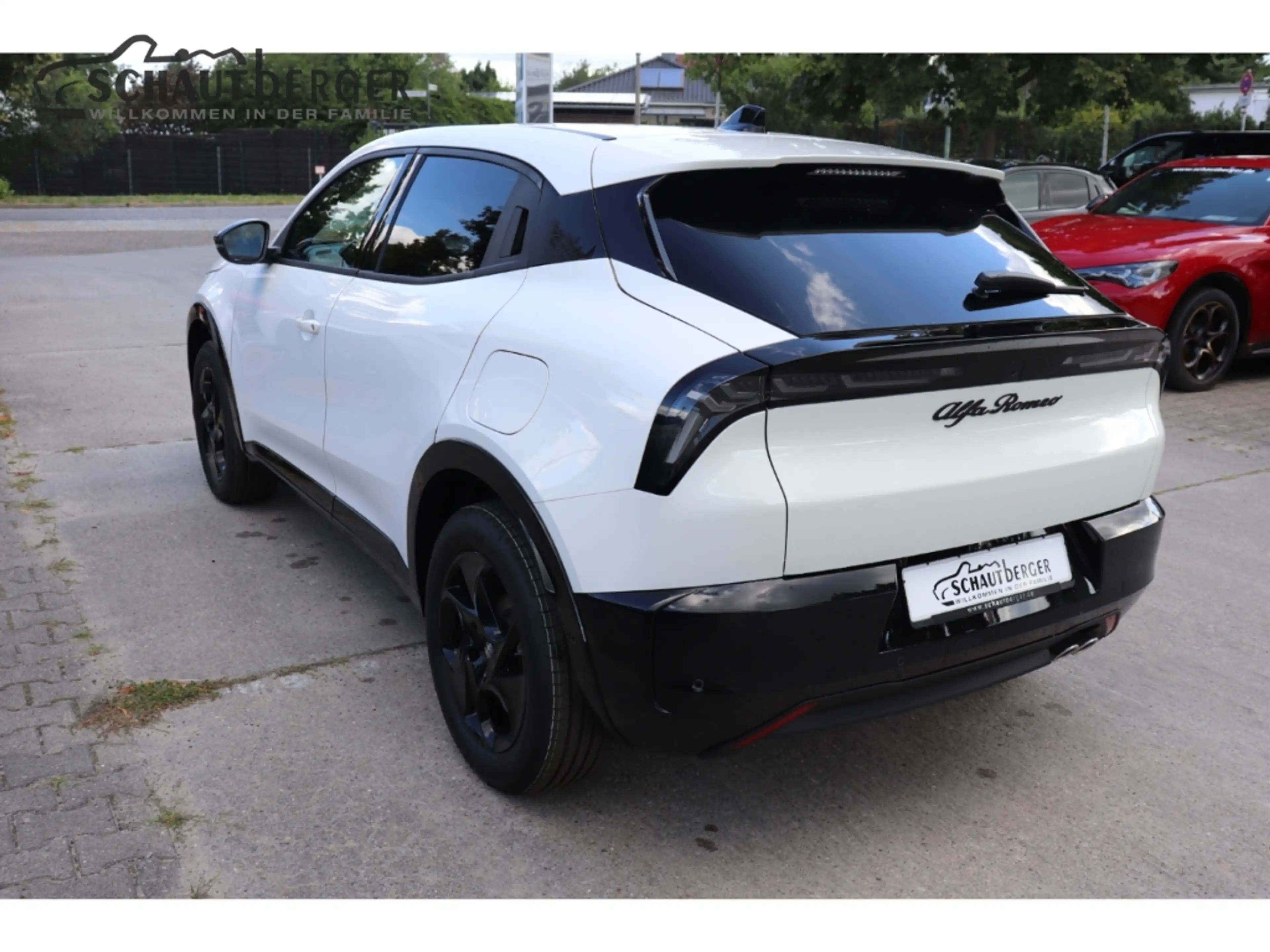 Alfa Romeo Junior Ibrida 1.2 VGT 48V-Hybrid 107 kW Ti Navi Digitales — photo 5