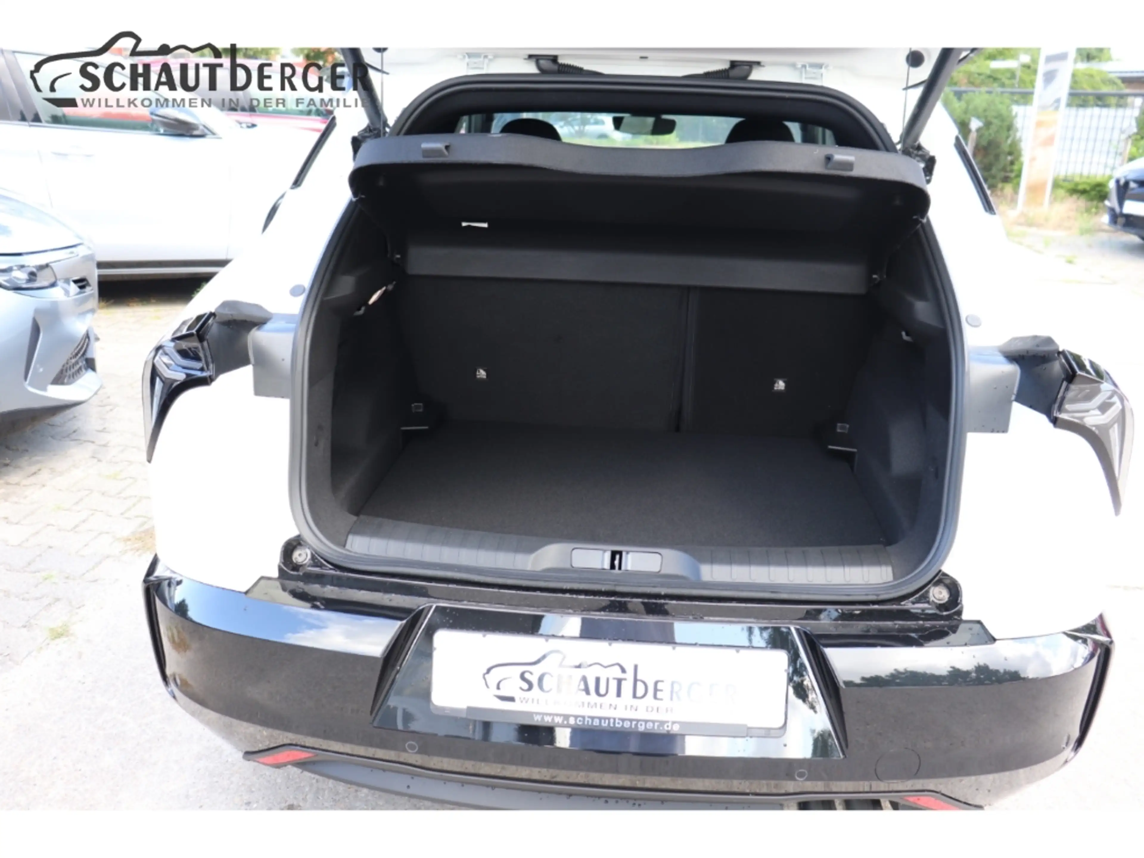 Alfa Romeo Junior Ibrida 1.2 VGT 48V-Hybrid 107 kW Ti Navi Digitales — photo 11