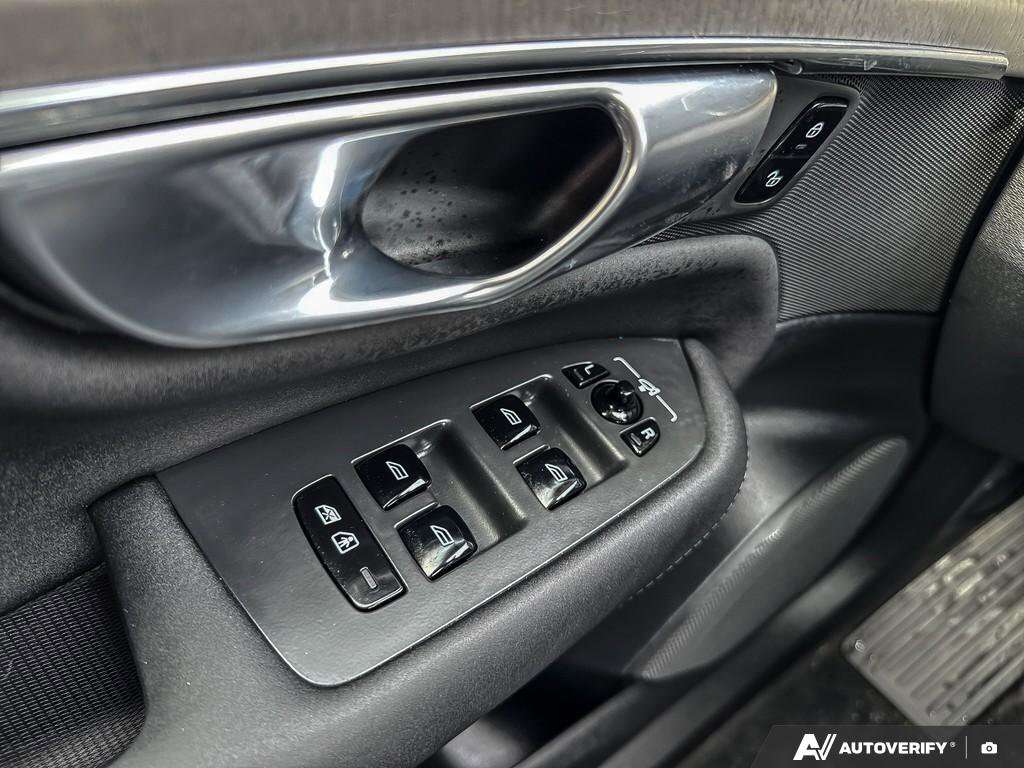 2025 Volvo XC90 Ultra Bright Theme | B6 | HEATED & COOLED SEATS | thumb 23