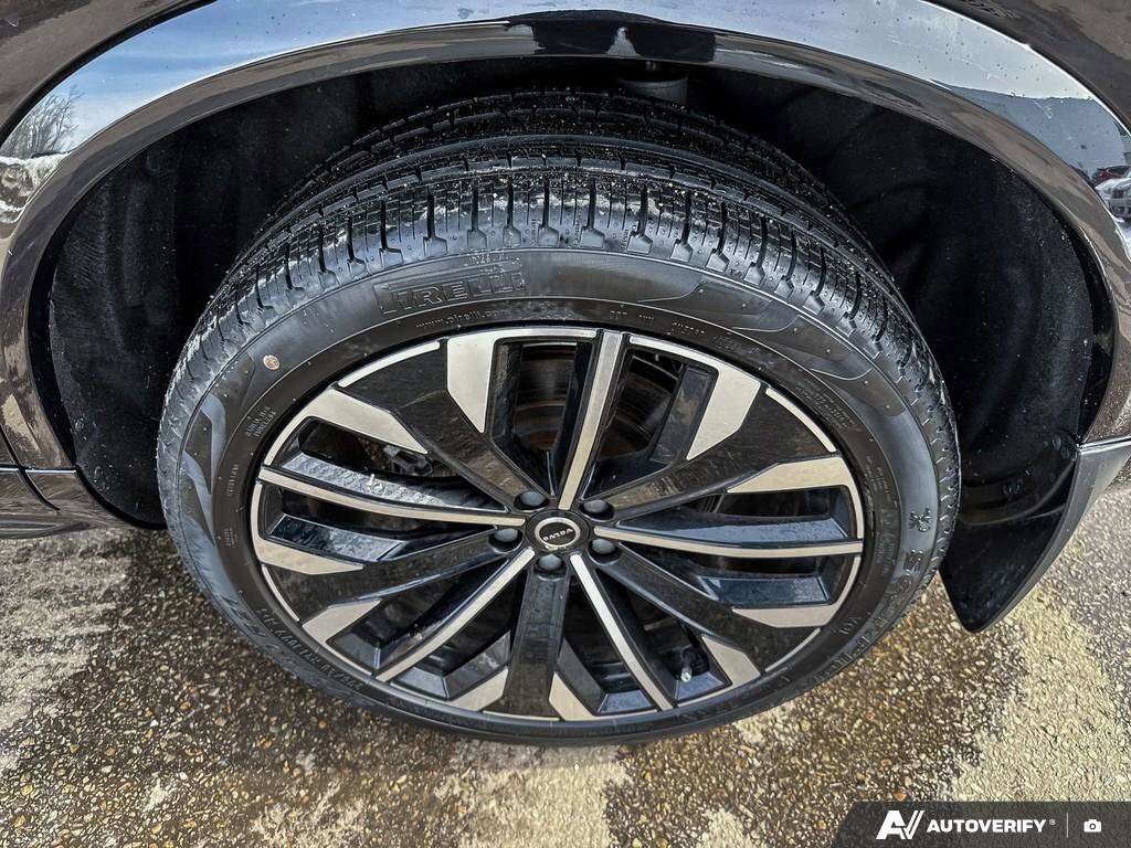 2025 Volvo XC90 Ultra Bright Theme | B6 | HEATED & COOLED SEATS | thumb 19