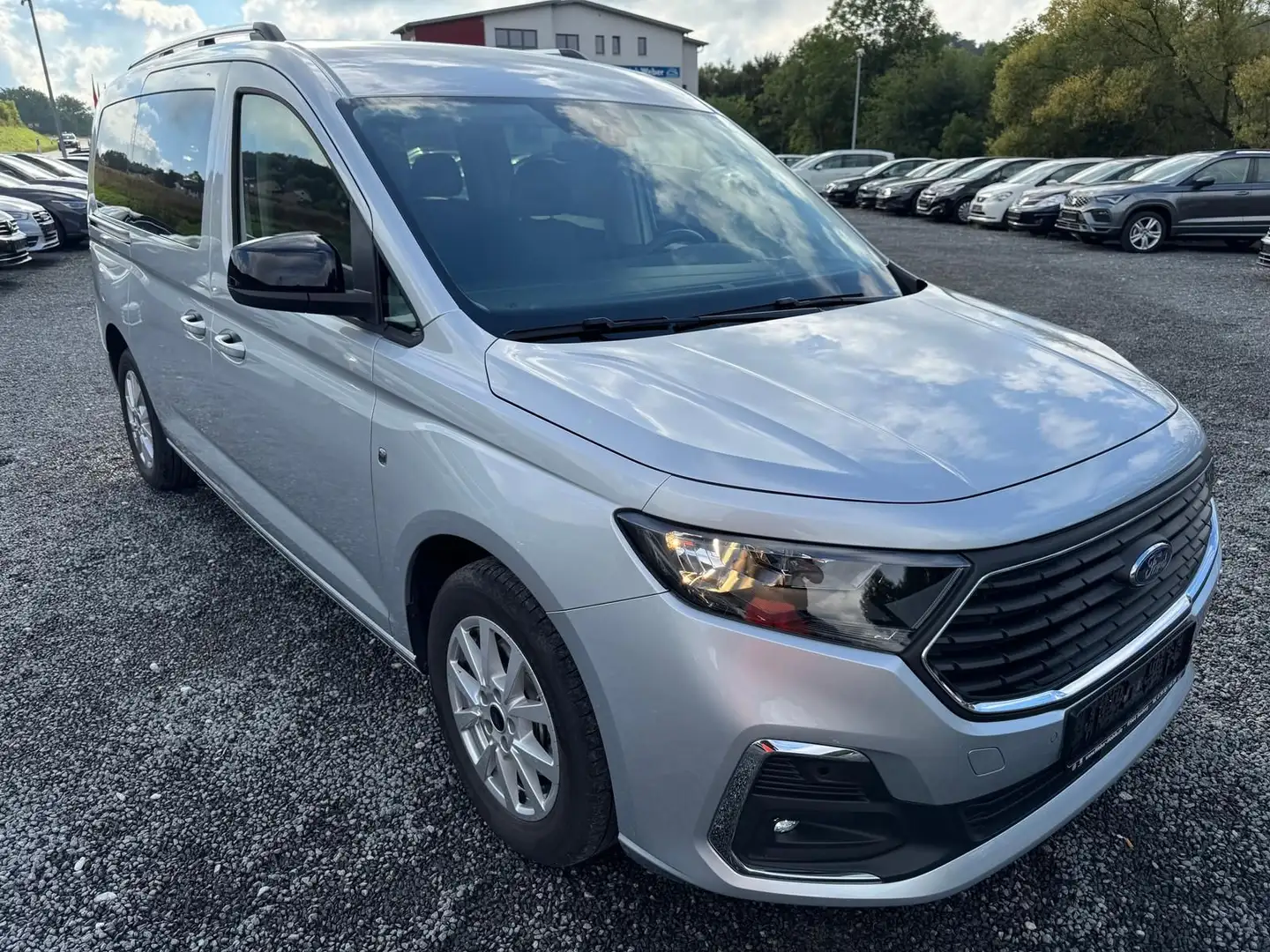 Ford Grand Tourneo 2.0 EcoBlue *TITANIUM*PDCHI+VO+KAM Silber - 1