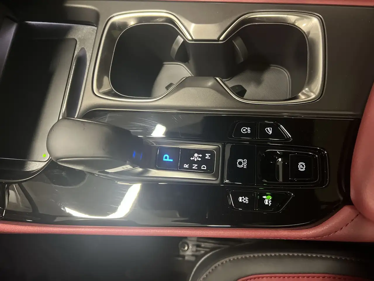 Lexus NX снимка Lexus NX