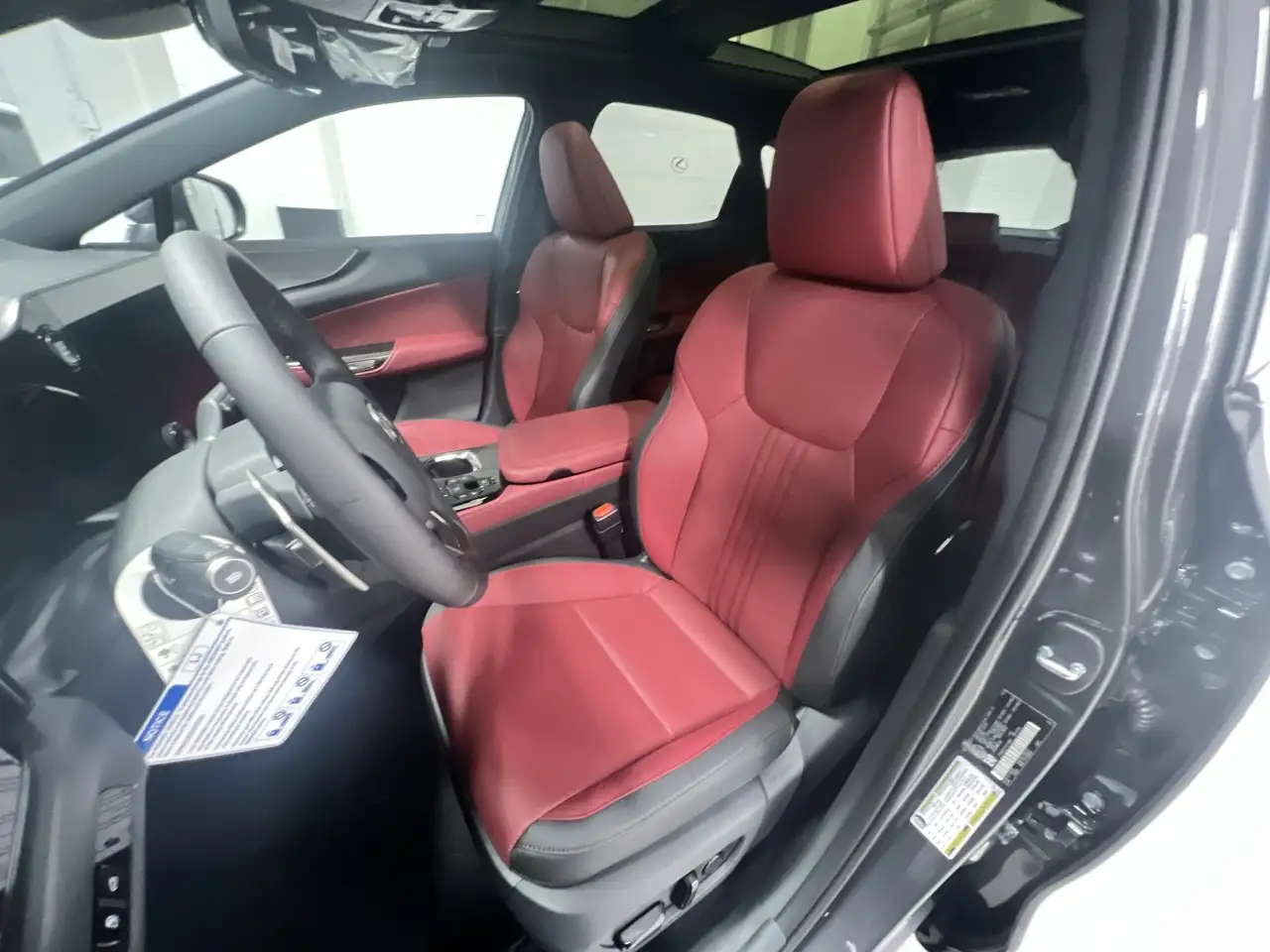 Lexus NX снимка Lexus NX