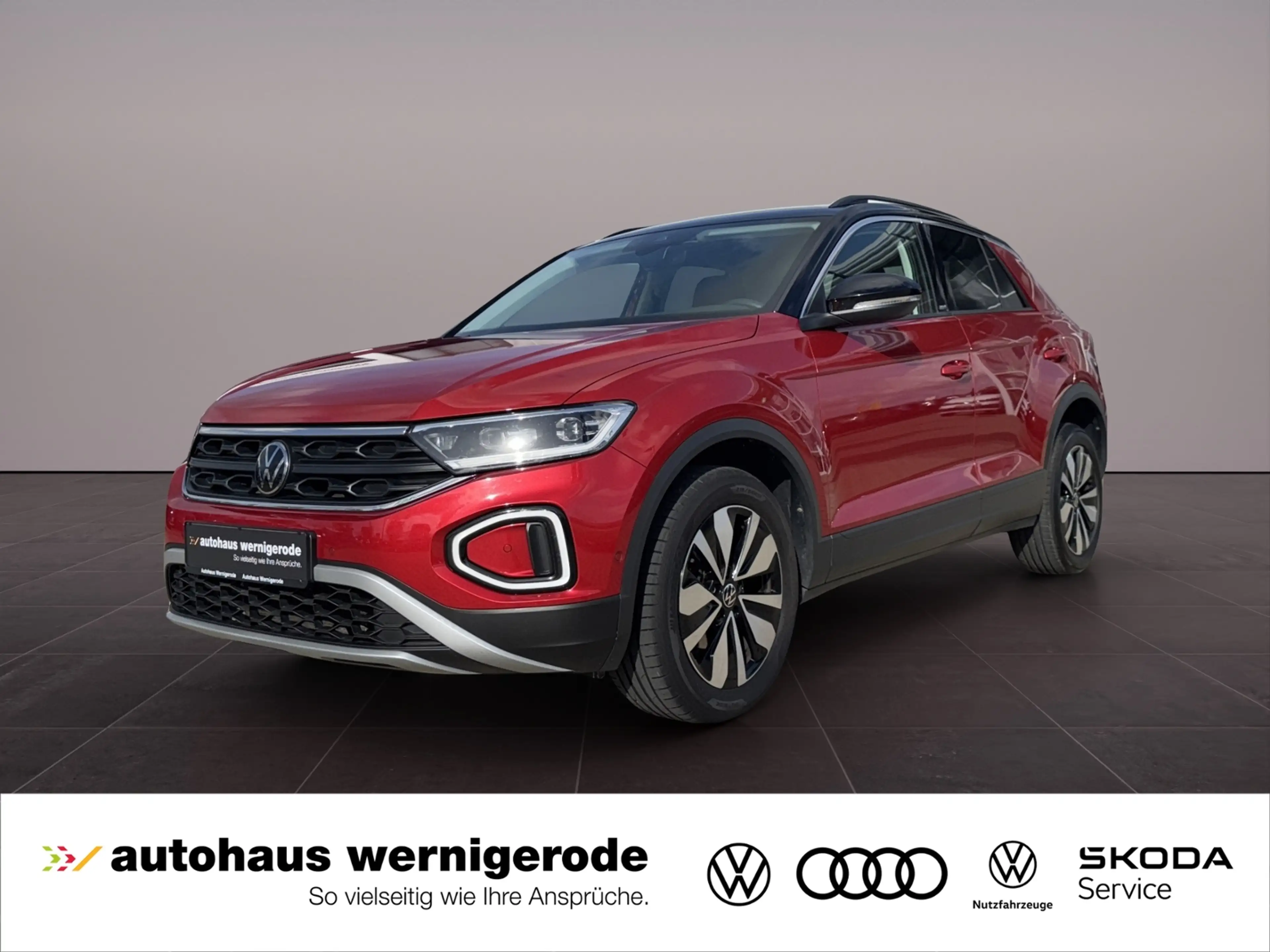 Volkswagen T-Roc Move 1.5TSI DSG *LED+*StndHzg*DC Pro*RV*