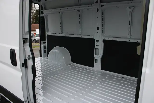 Fiat Ducato Maxi L3H2 140PS 10Zoll Navi Kamera Schwi... Ansicht 16