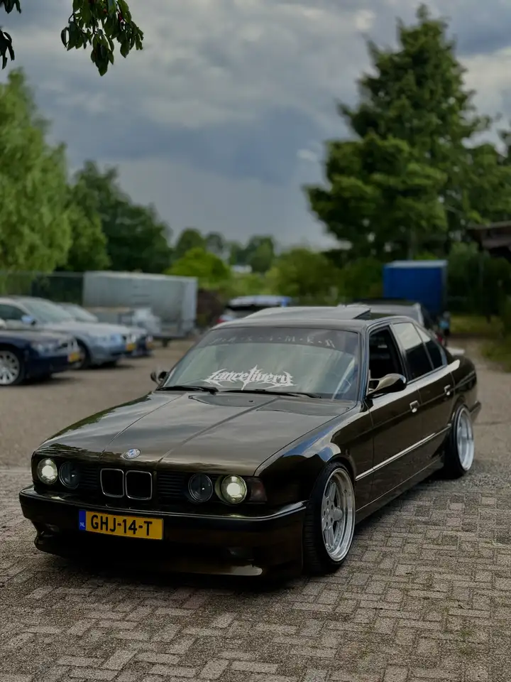 BMW 525 E34 525i, foto 1