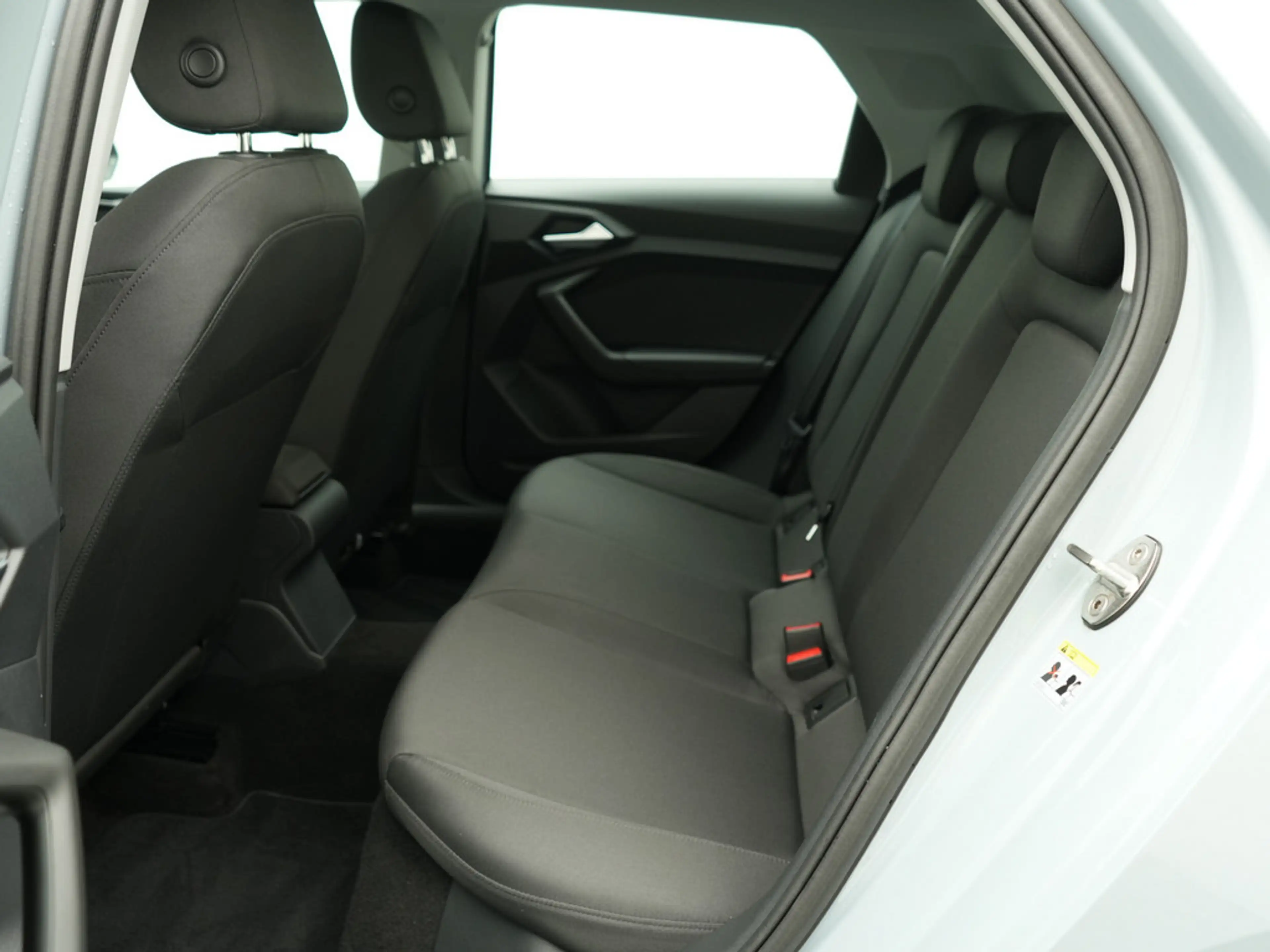 Audi A1 Sportback KAM SHZ LED PDC KLIMA — photo 8