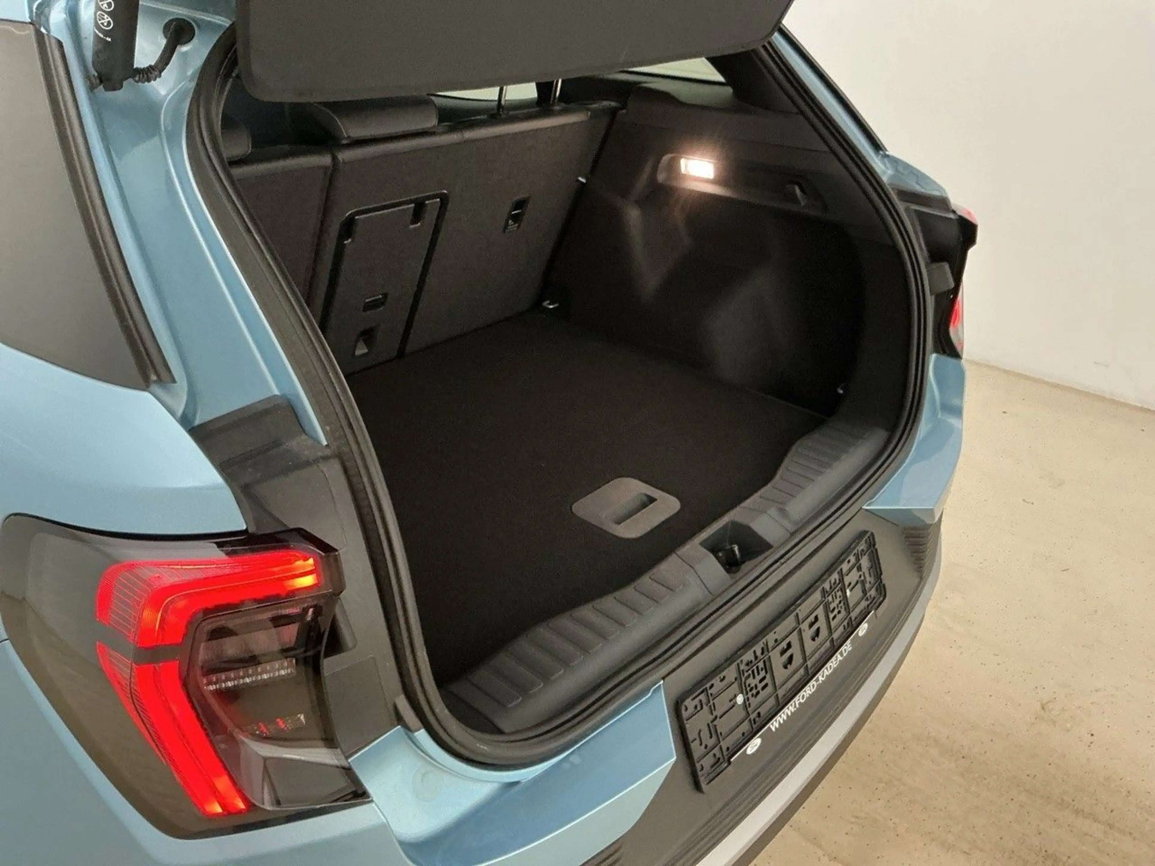 Ford Explorer AWD 79kWh Auto./360-KAMERA/ACC/HEAD-UP/ — photo 5